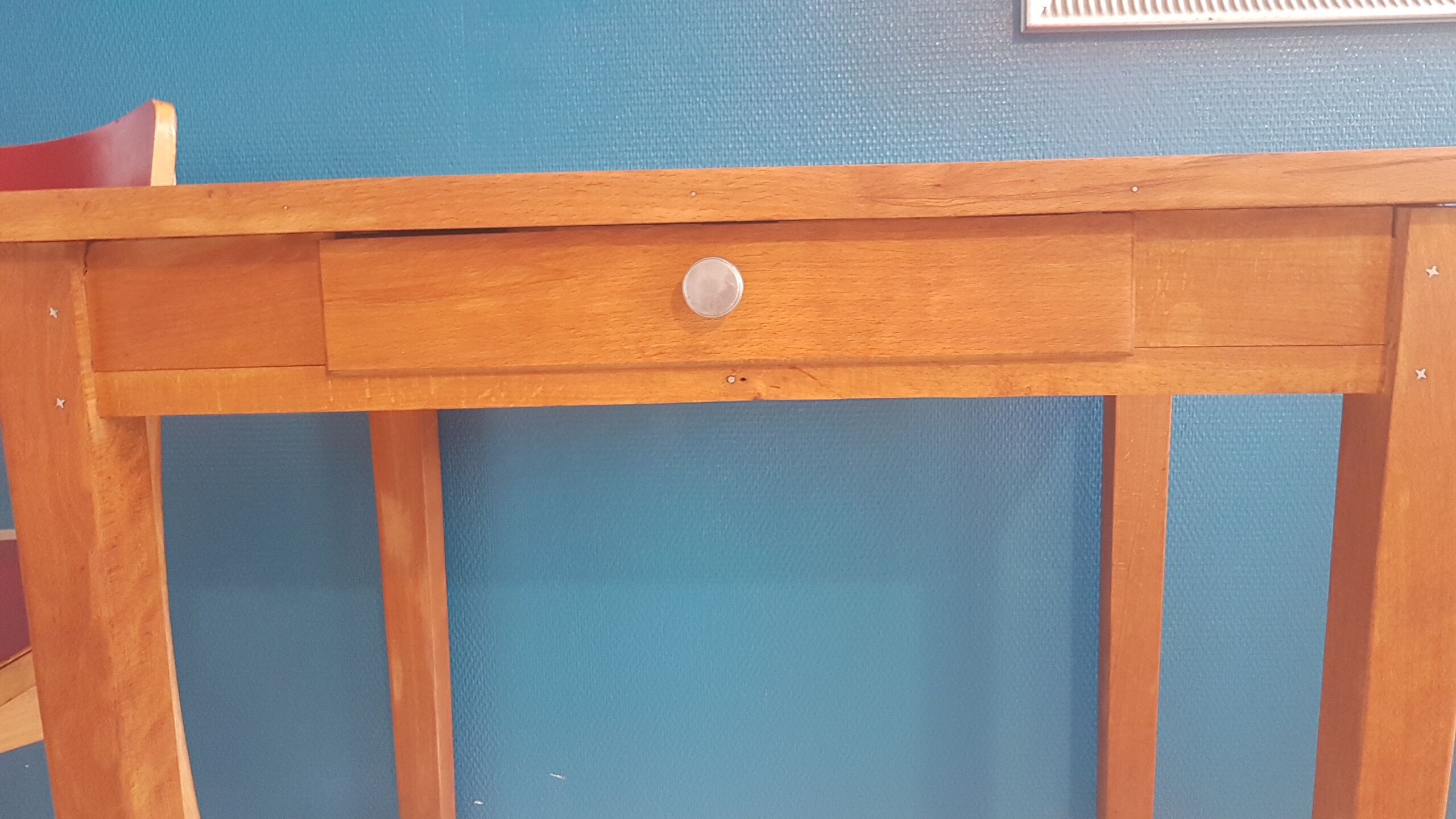 Bureau années 60 restauré avec sa chaise Baumann
