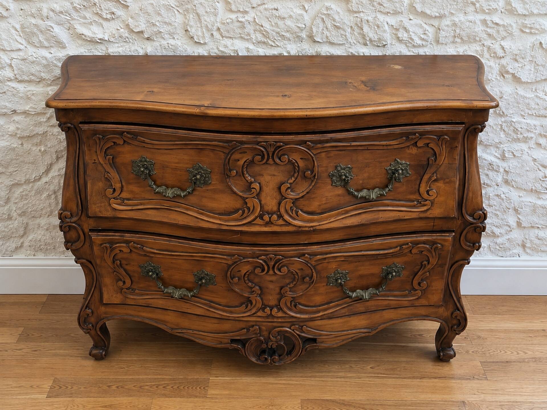 Provençal commode in Nîmes, Louis XV style