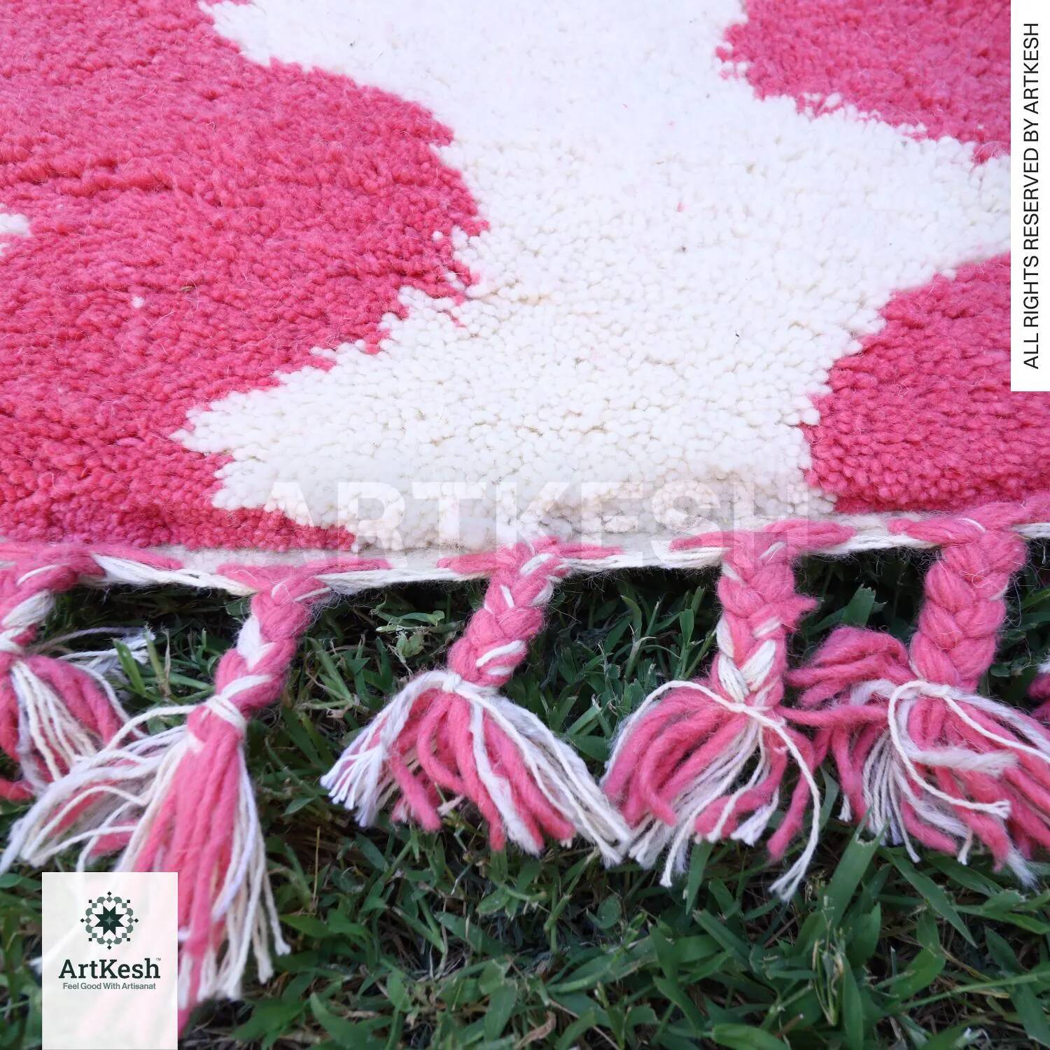 Handmade natural Berber rug 3x2 m