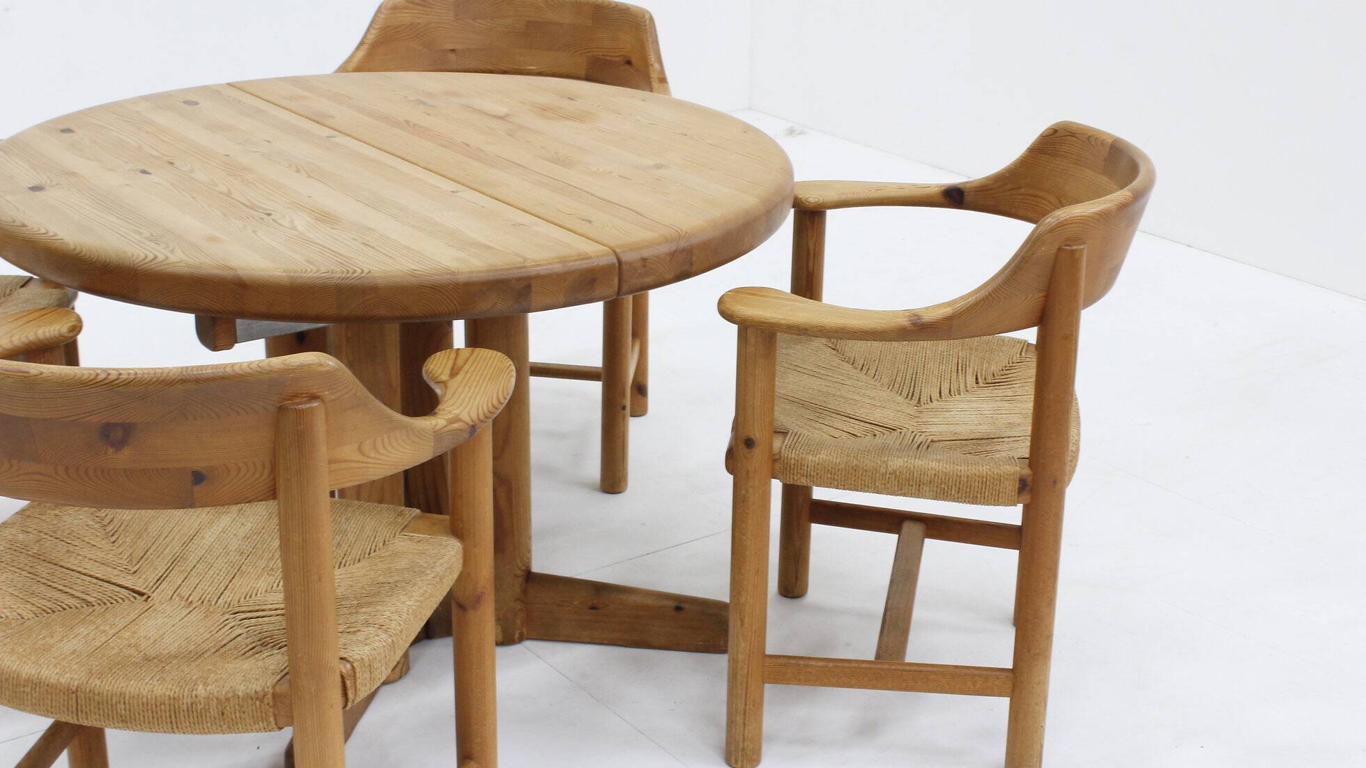 Set vintage dining table and dining chairs pine wood papercord