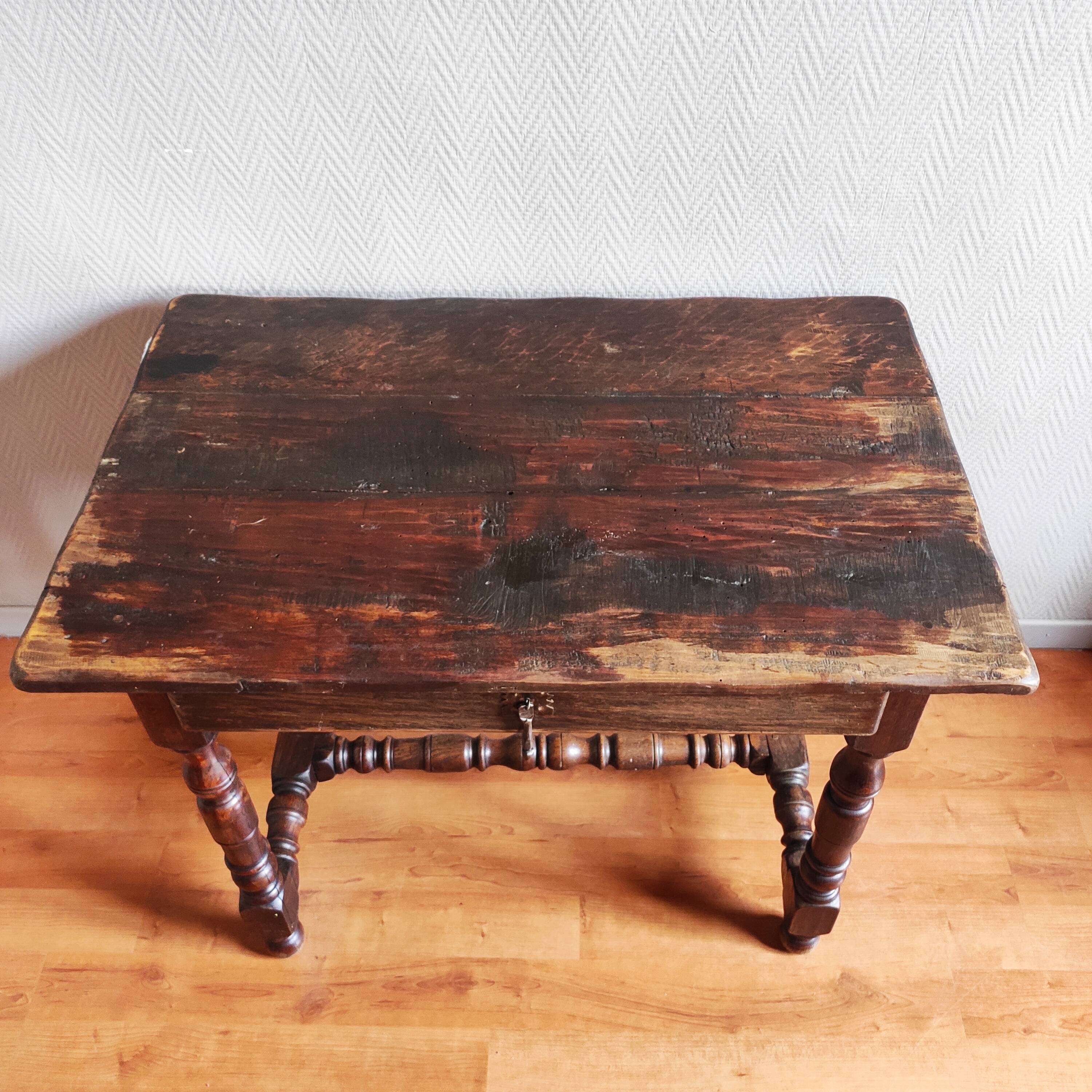 Antique farmhouse table in solid oak – rustic Louis XIII desk
