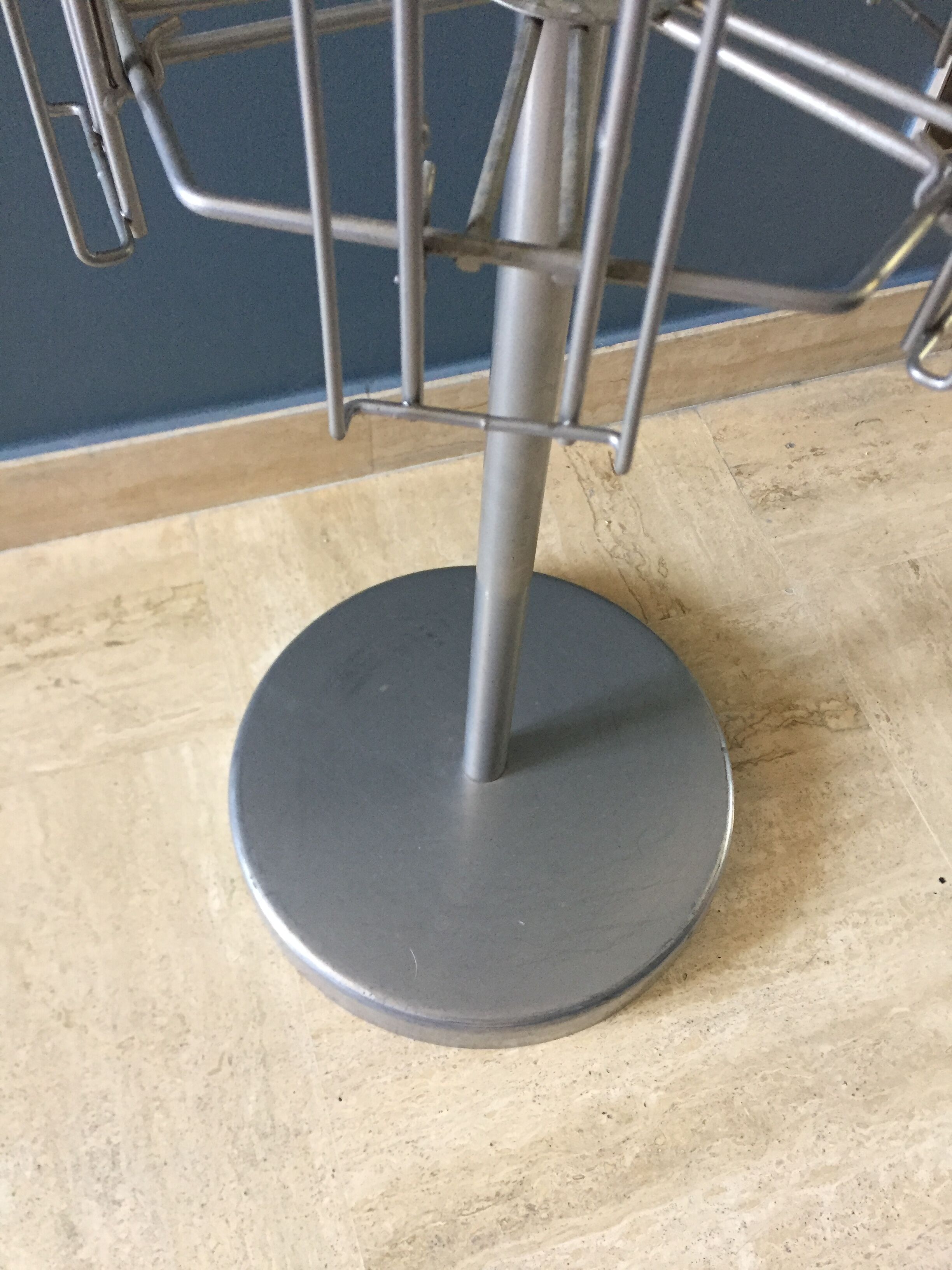 Display postcards and photos in gray metal double turnstile