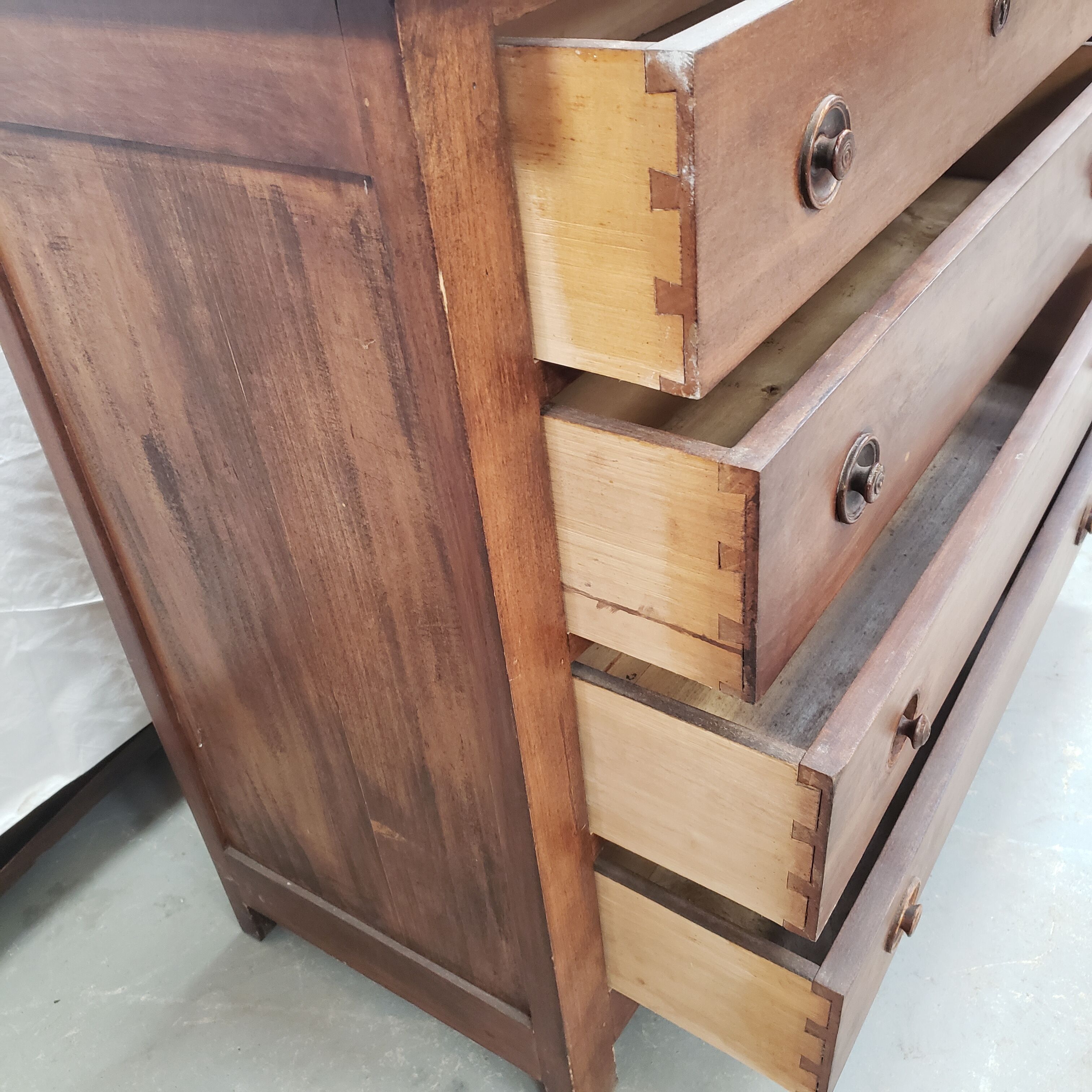 Vintage 50s chest of drawers