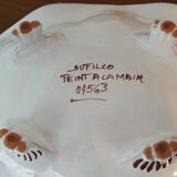 Old fruit cup on feet