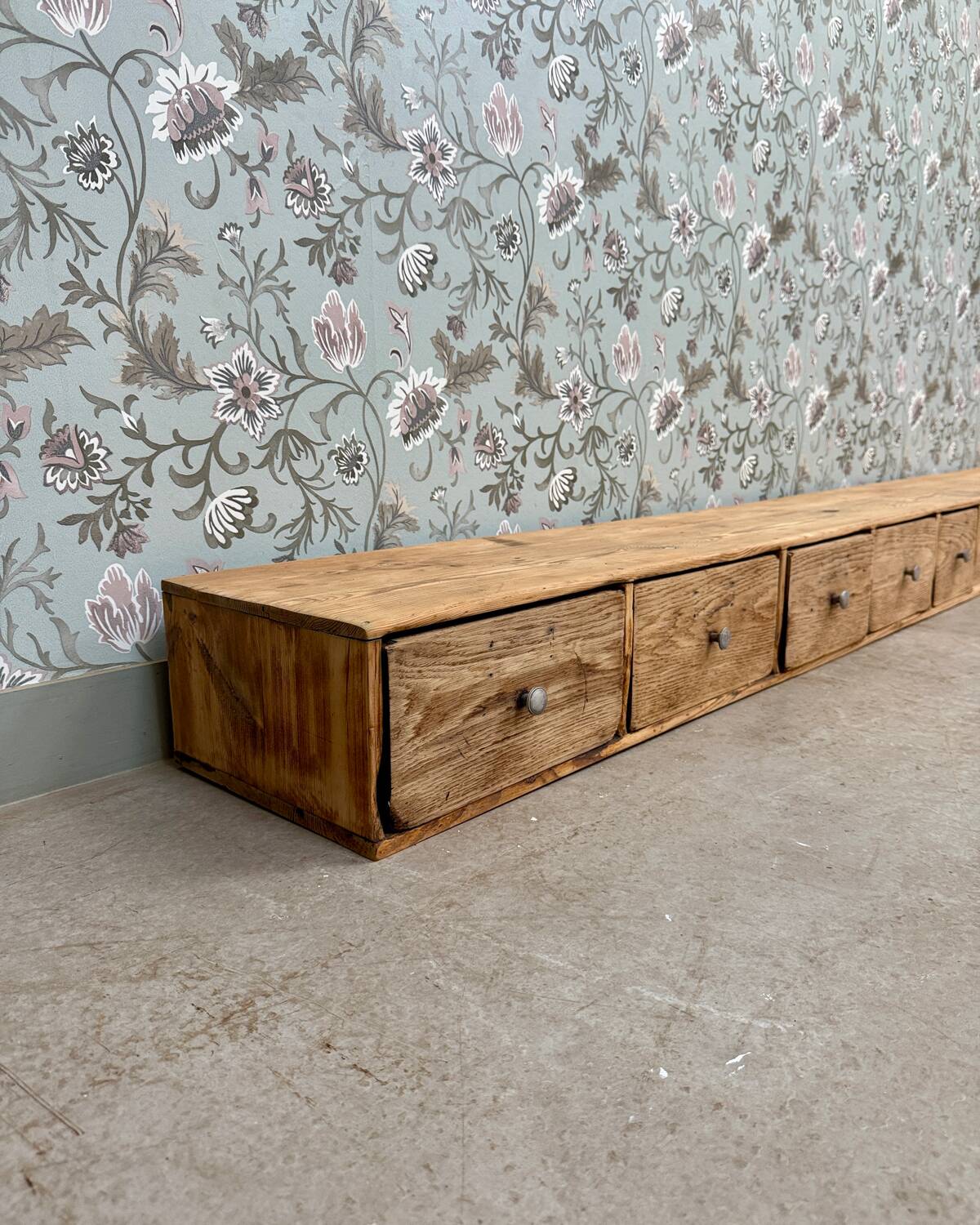 Long craft drawer unit (renovated)