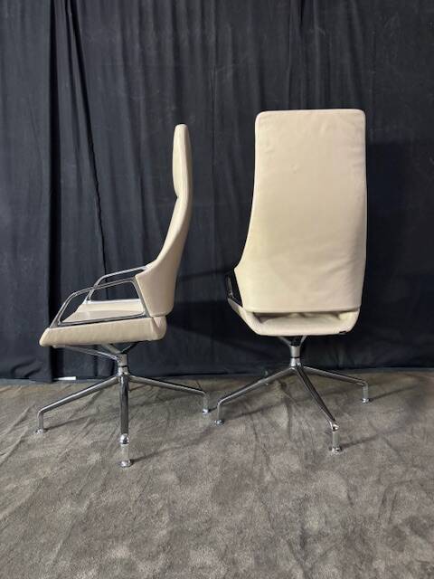Fauteuil wilkhan graph 302/5
