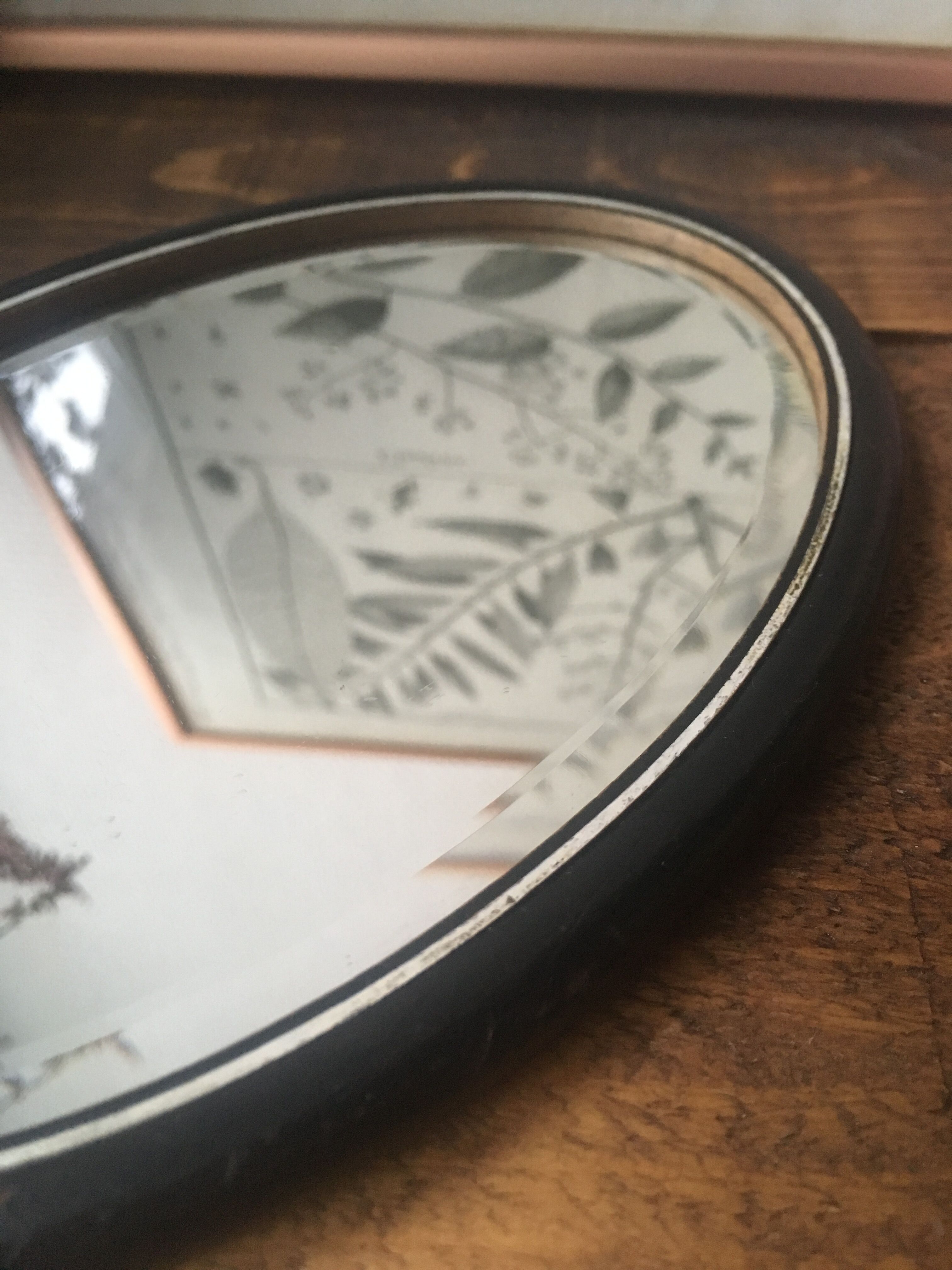 Beveled wooden hand mirror 12x30cm