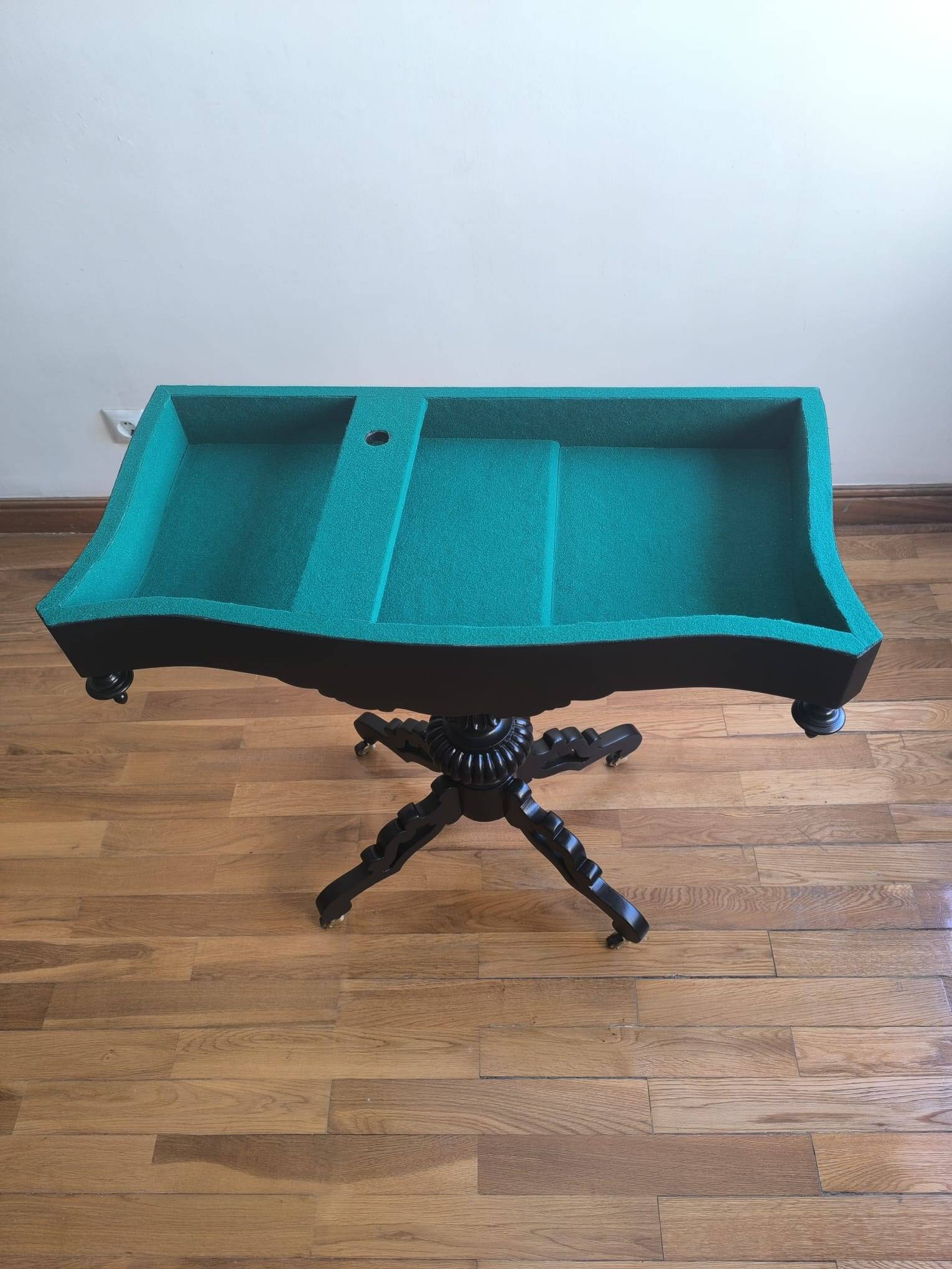 Table de jeu restaurée