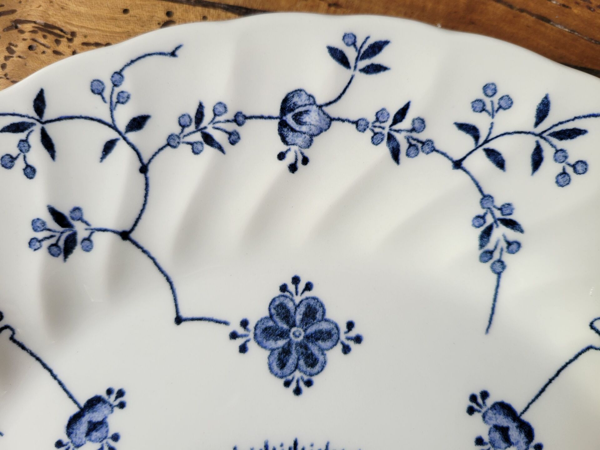 6 assiettes plates Queen's England vers 1970