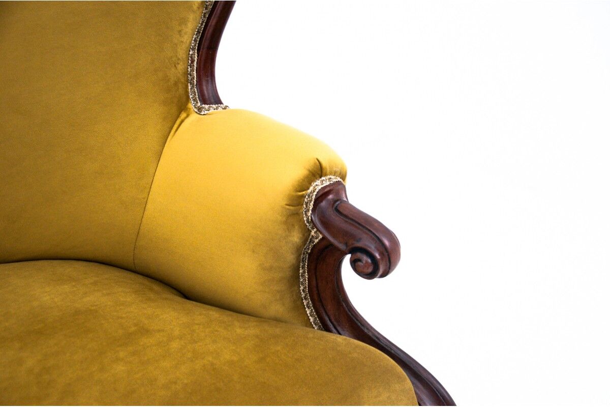 Rococo sofa, France, around 1900 after renovation
