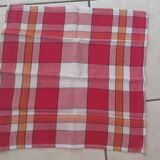 1 Tablecloth + 11 red and white tile towels