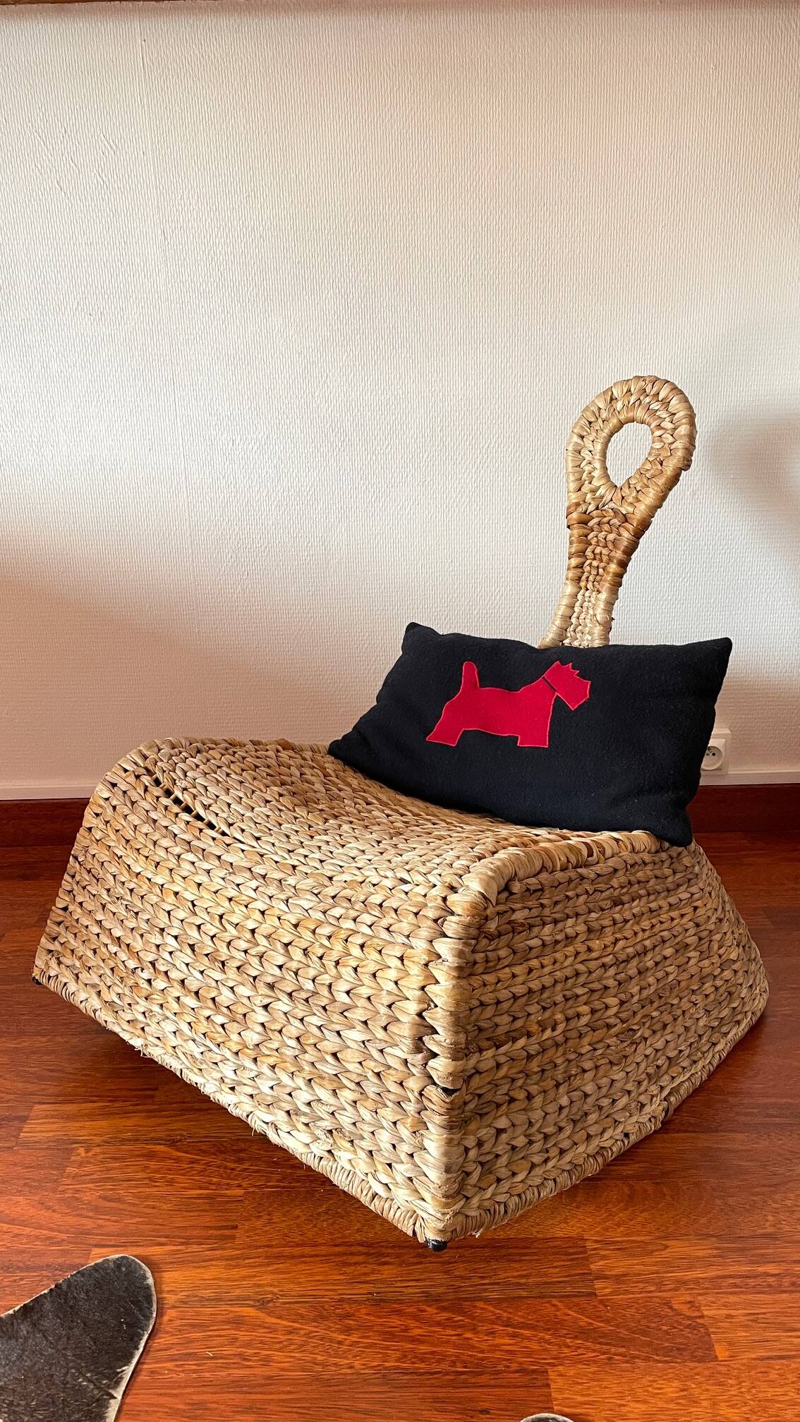 Rocking chair by maria vinka