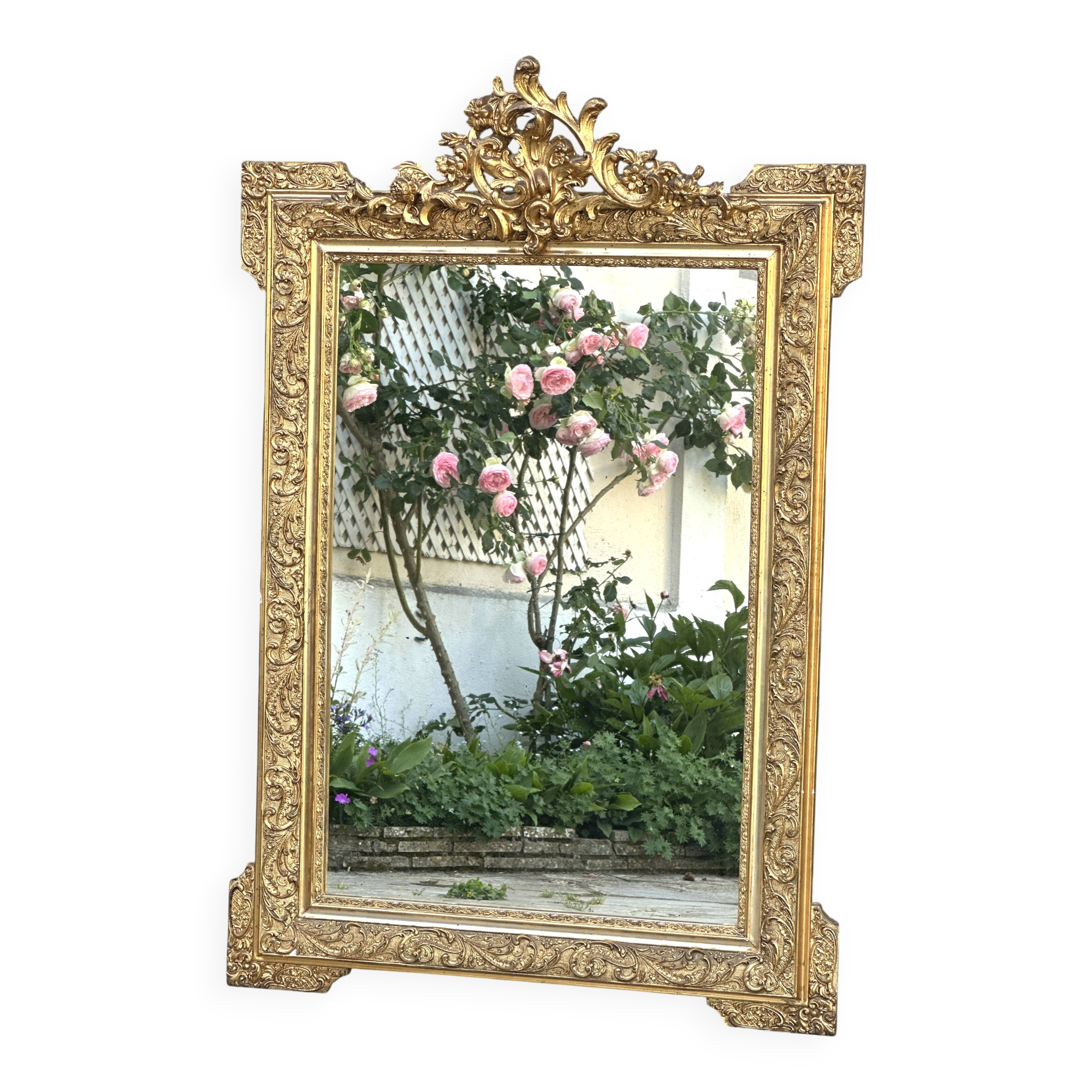 Miroir de cheminée ancien fronton en bois et stuc doré Napoléon III
