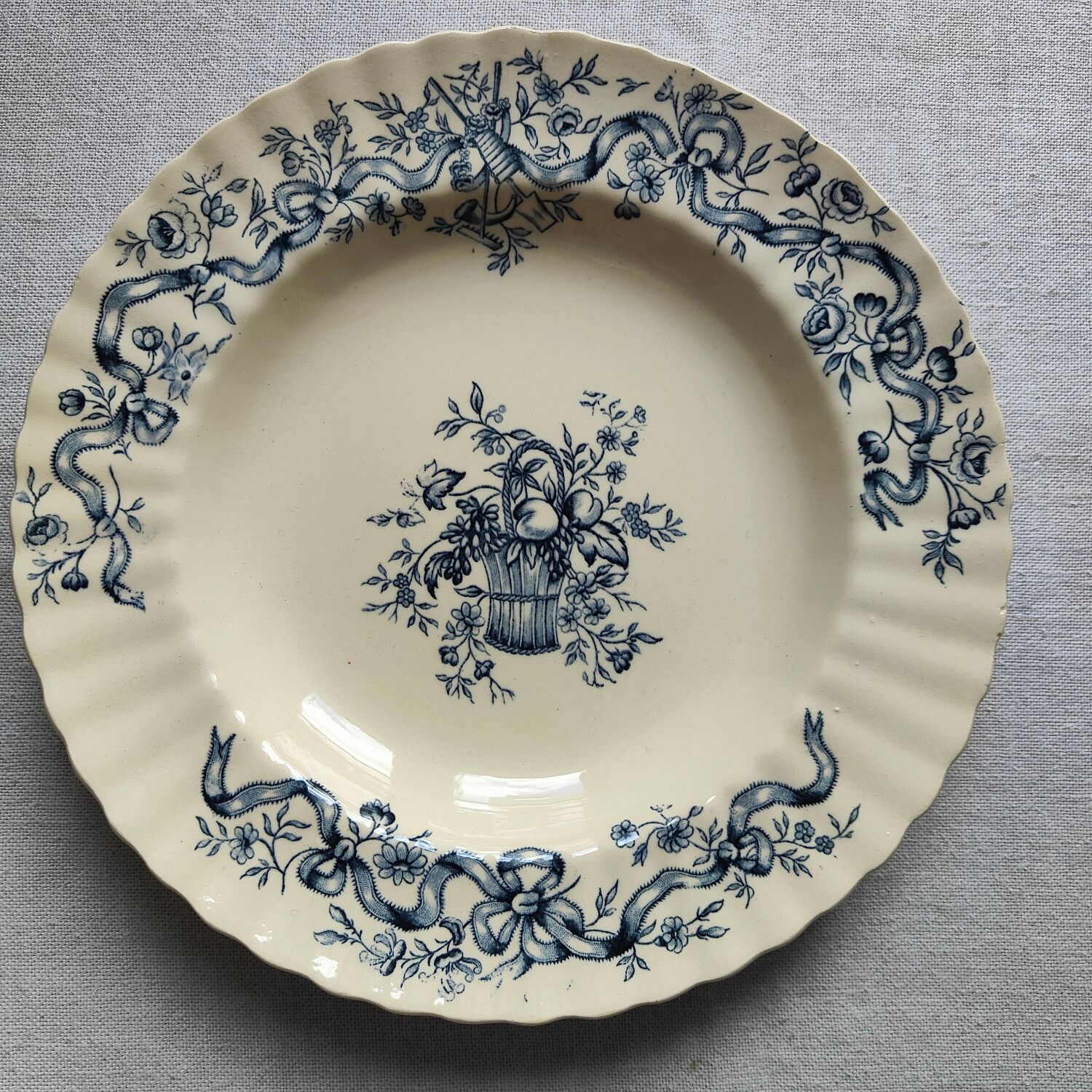 Ironstone plate Longchamp