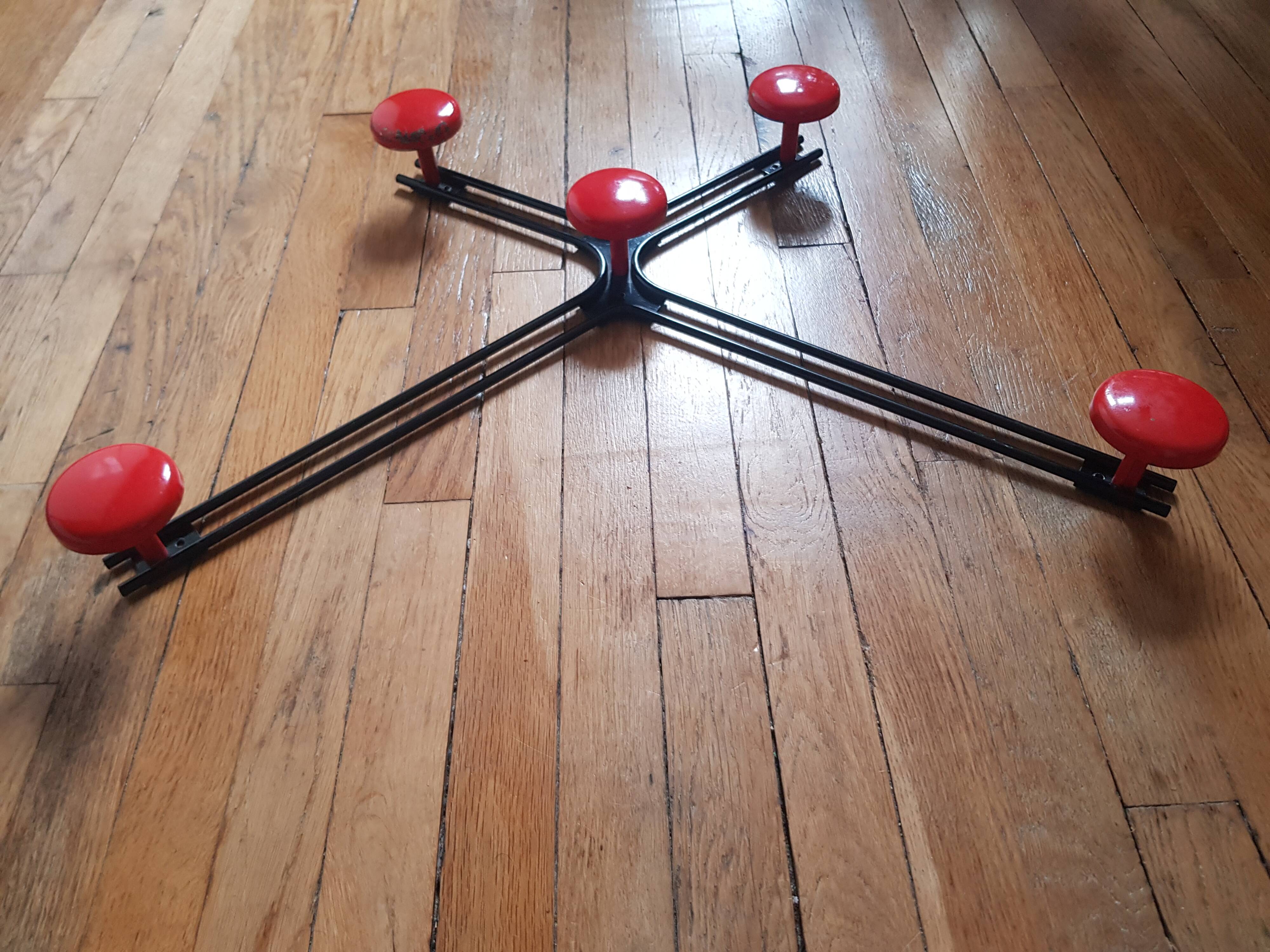 Vintage star wall coat rack