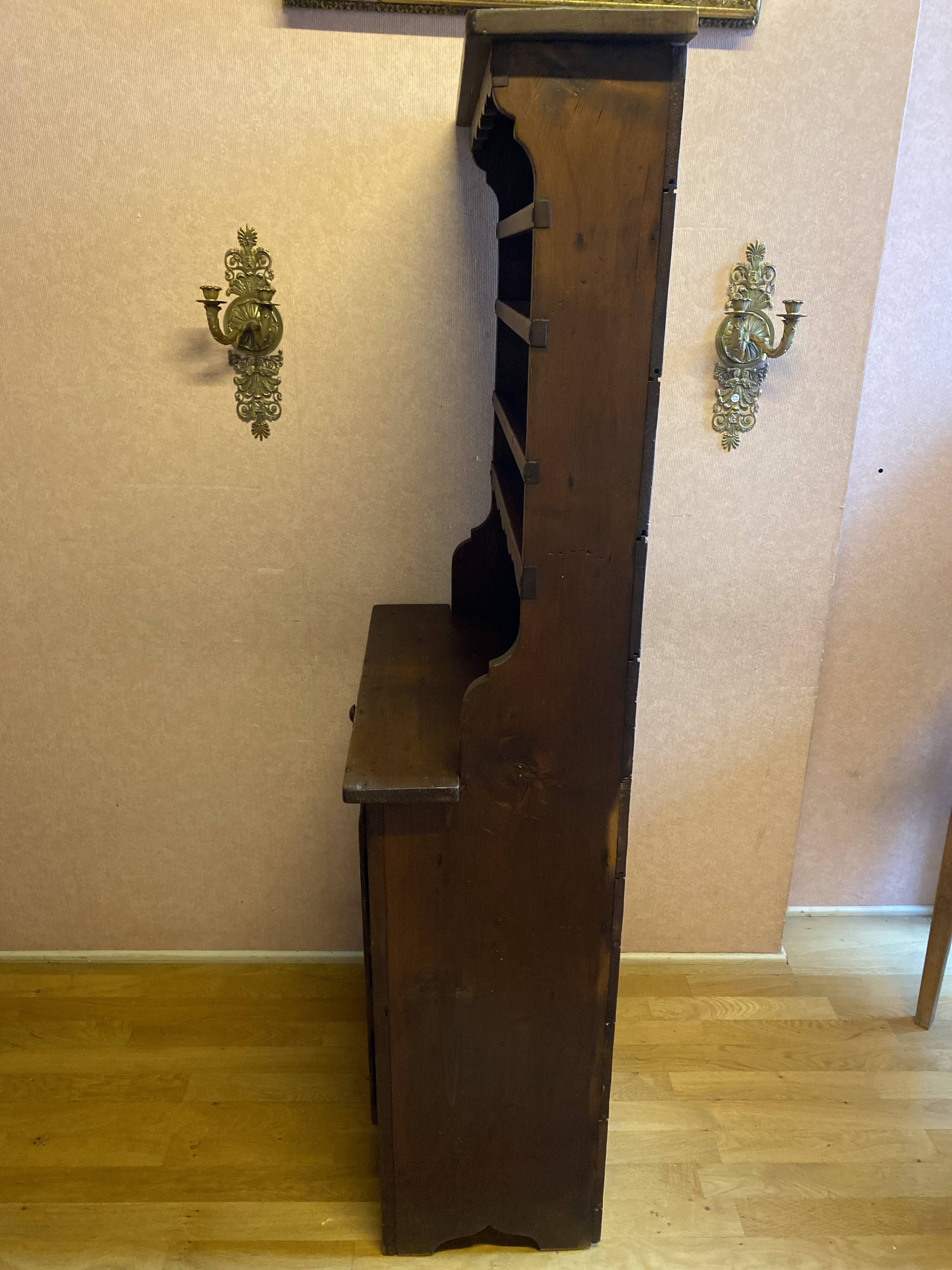 Savoyard fir dresser