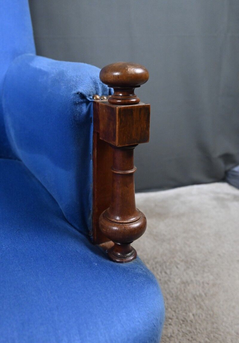 Fauteuil bergère en noyer – début XXe