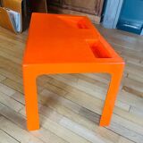 Table basse orange en fibre de verre Prisunic