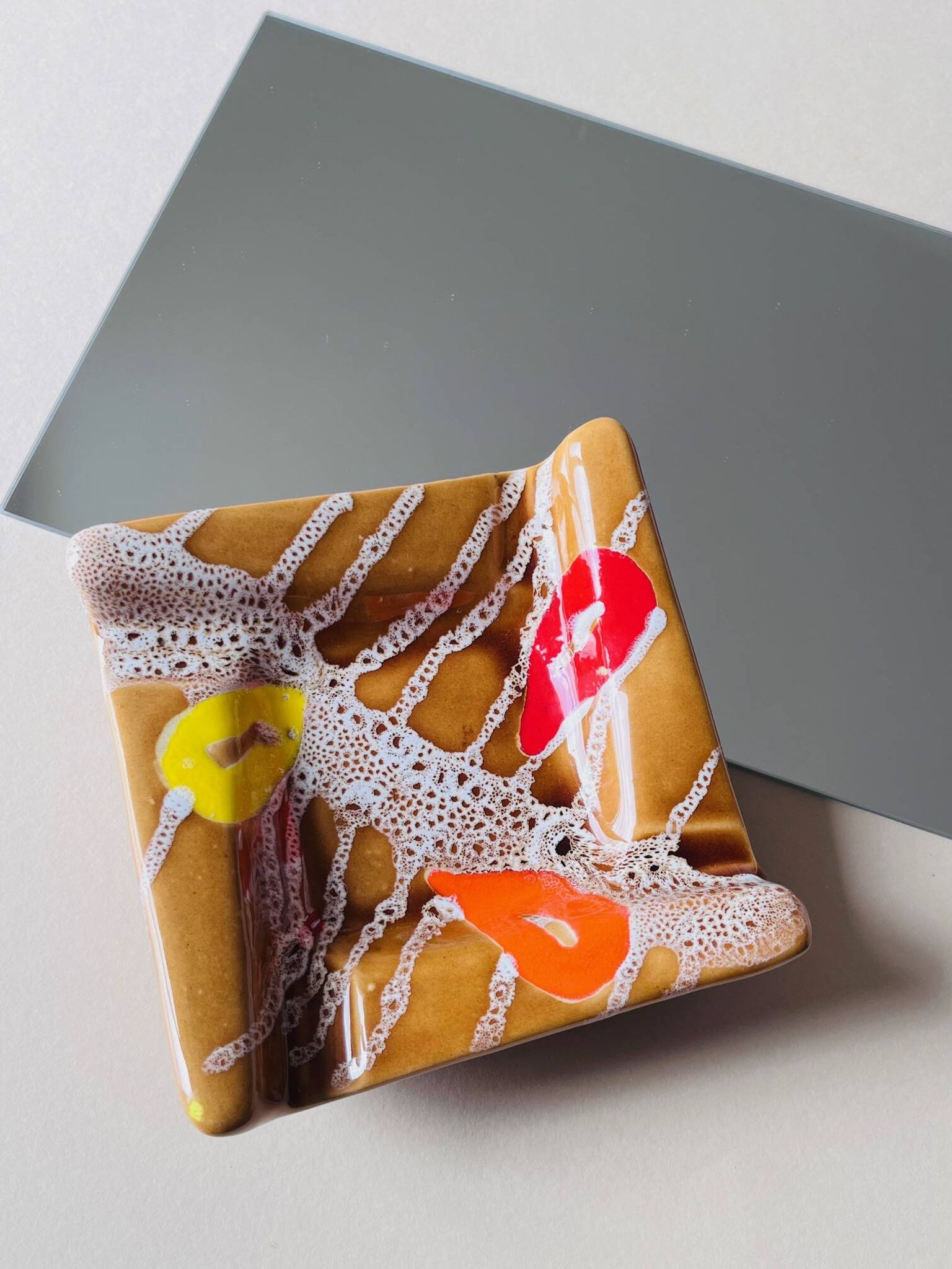 Ceramic catchall