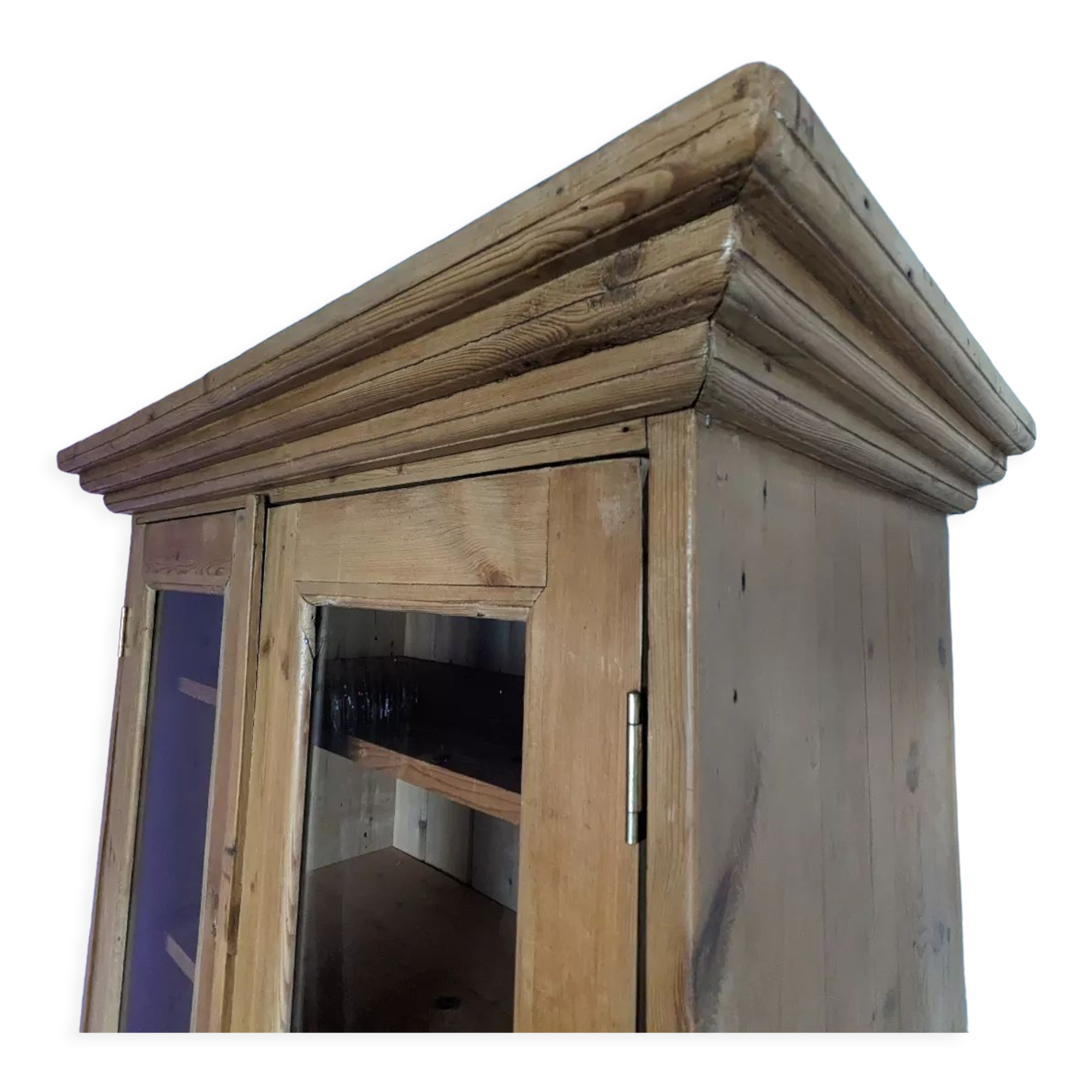 Glass cabinet