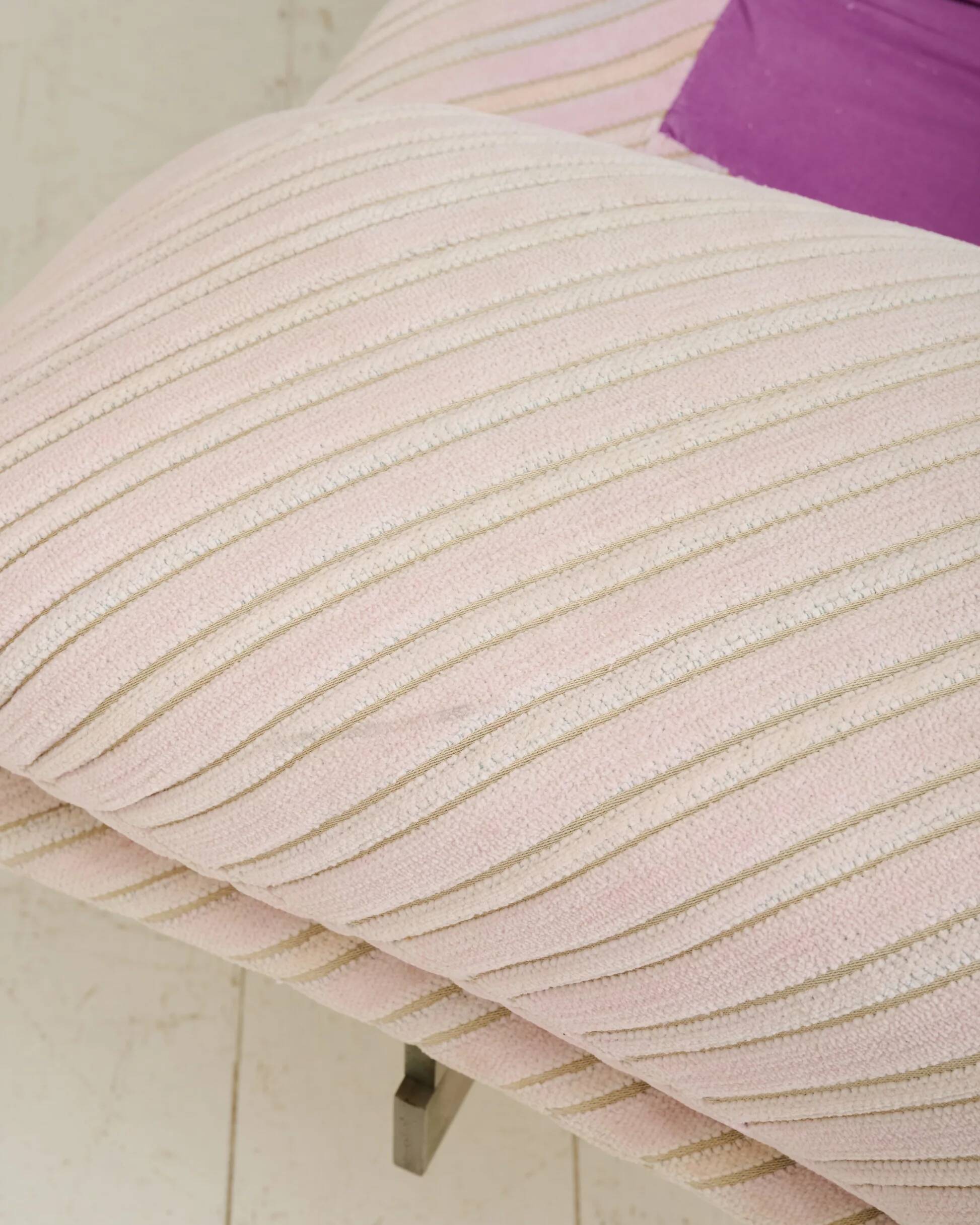"Wave" sofa, Giovanni Offredi, Saporiti, 1970s