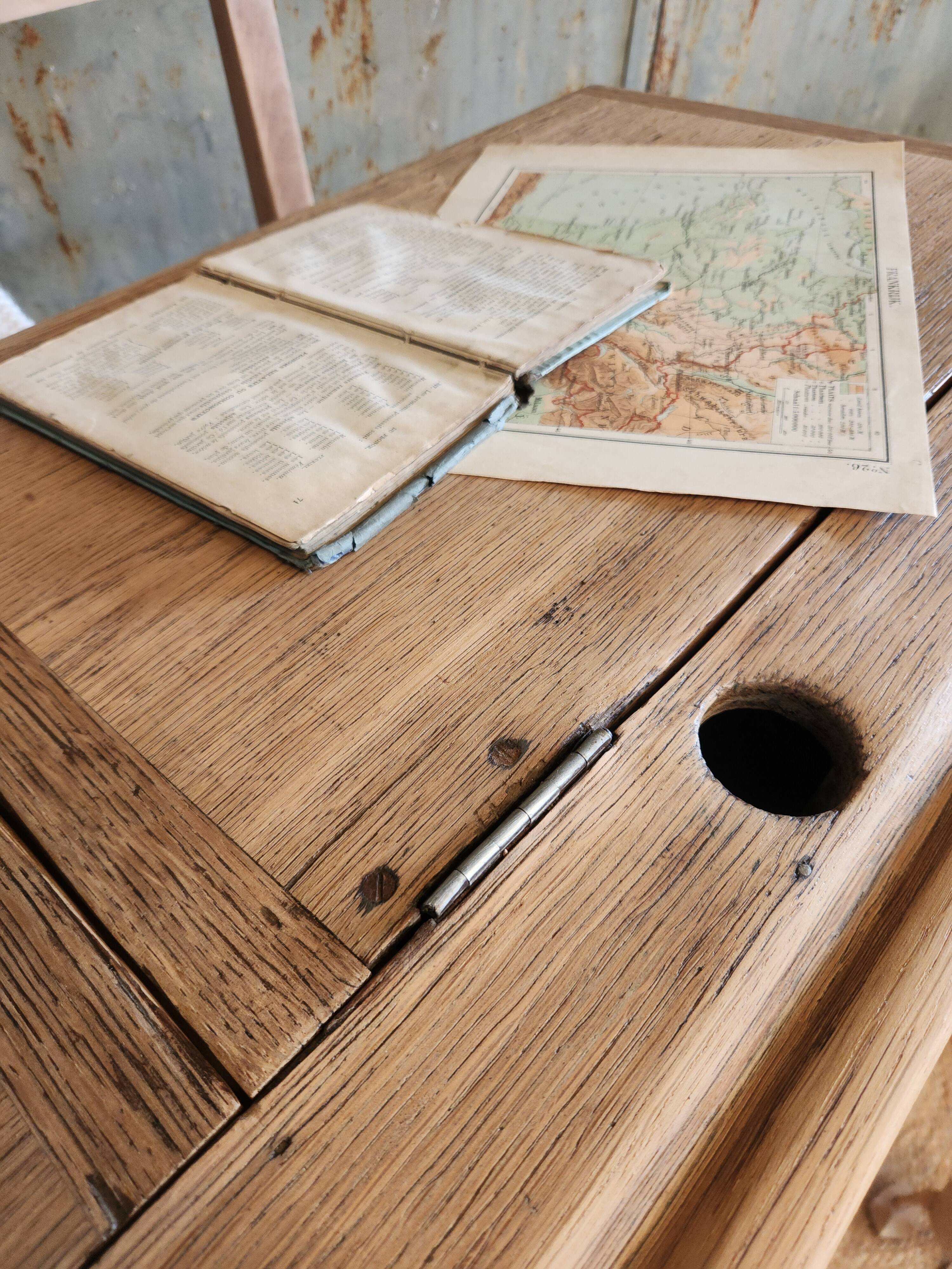 Bureau d'écolier double chêne massif 1900