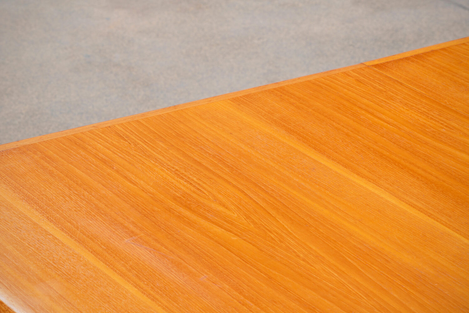 Scandinavian table in teak 1960