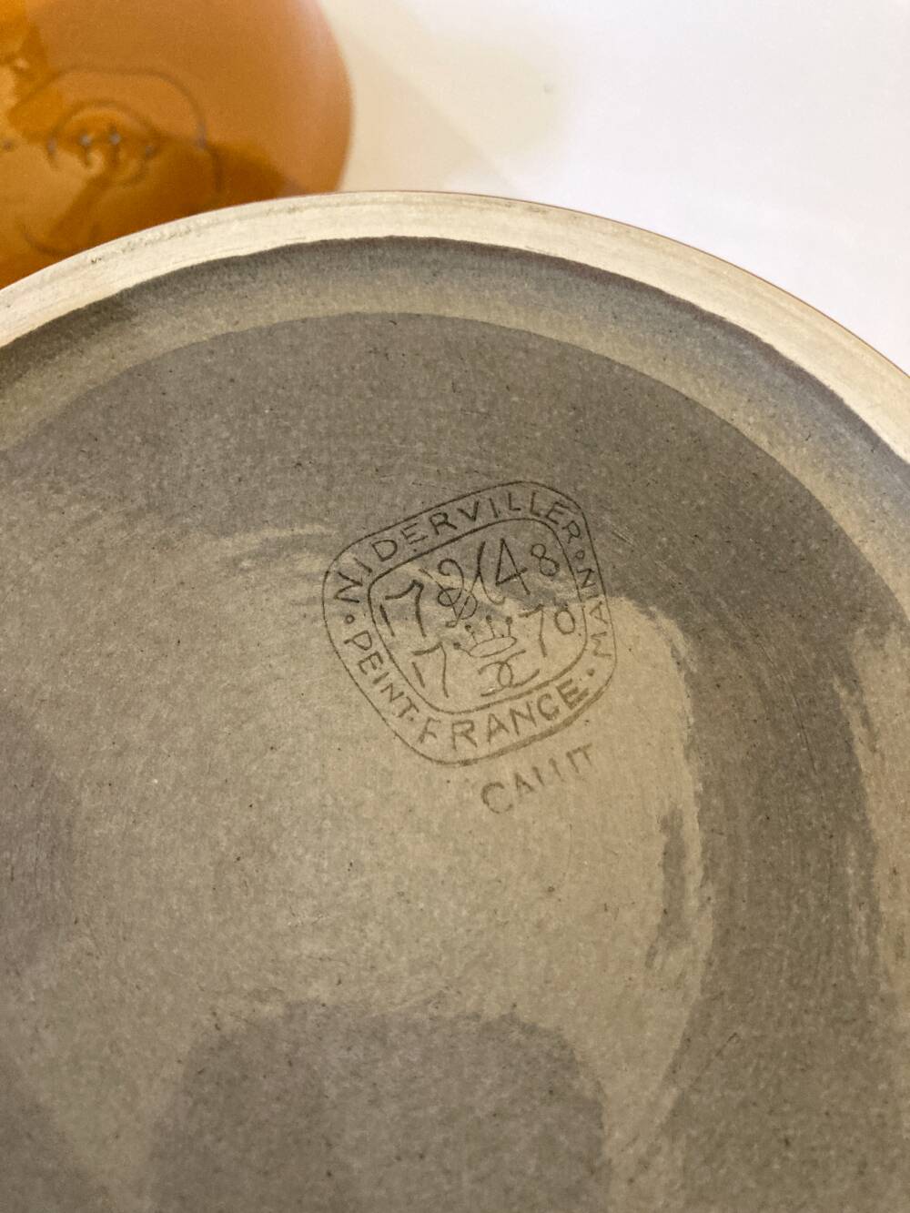 Niderviller earthenware tureen, Calut pattern