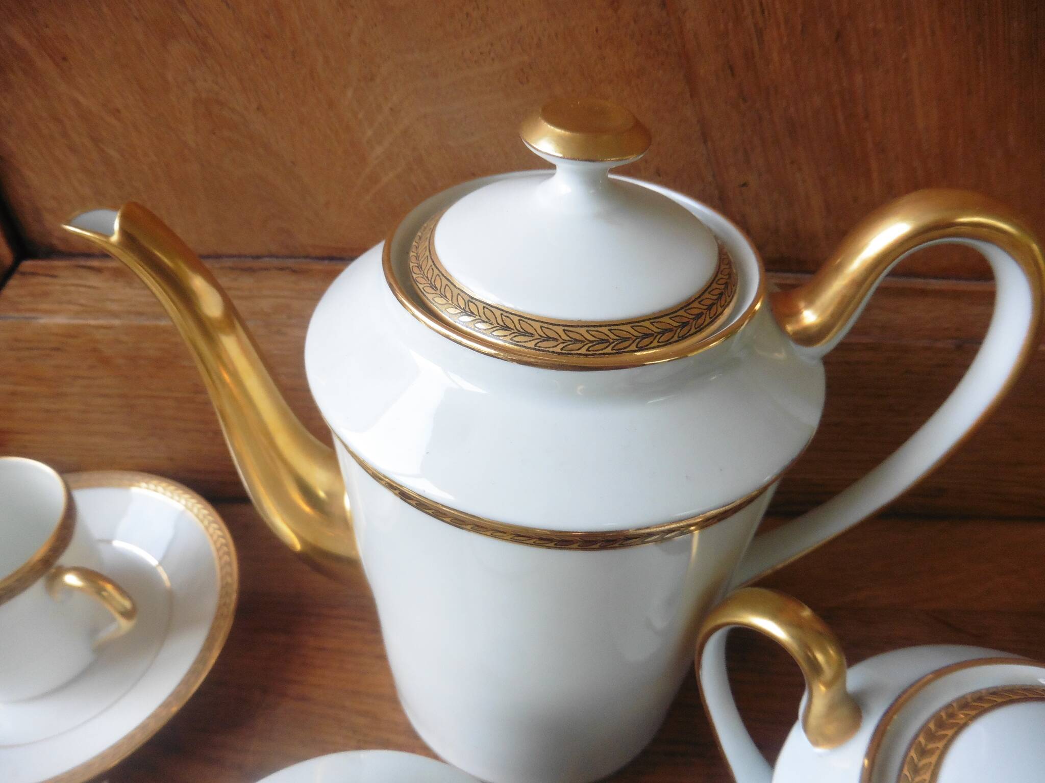 Service Porcelaine Limoges Dore A L Or Fin