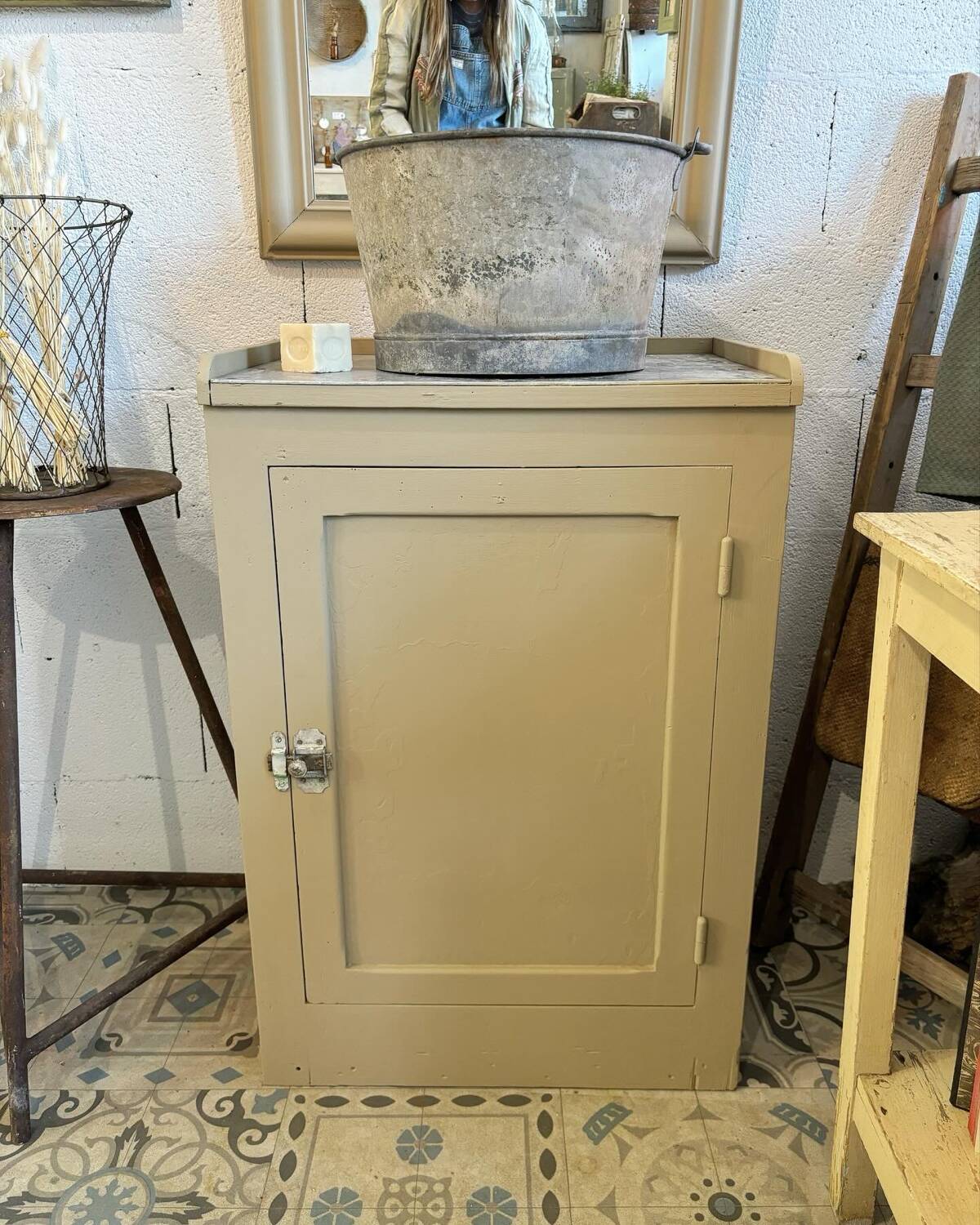Confiturier beige et zinc