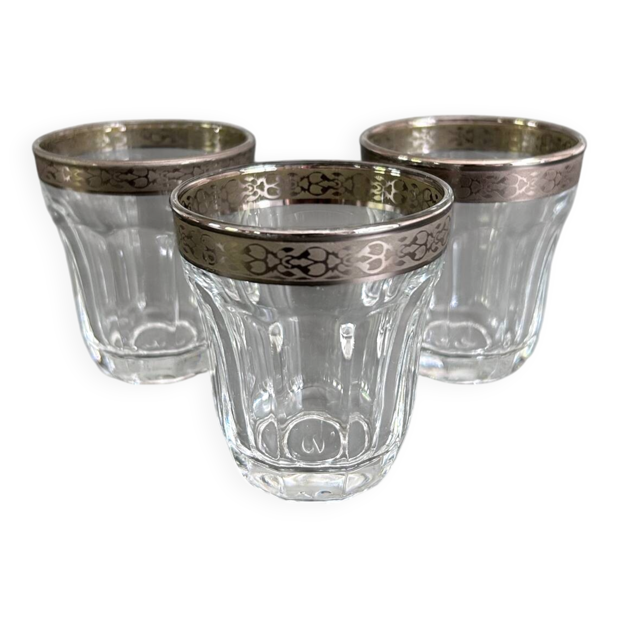 Lot de 3 verres anciens décor argent