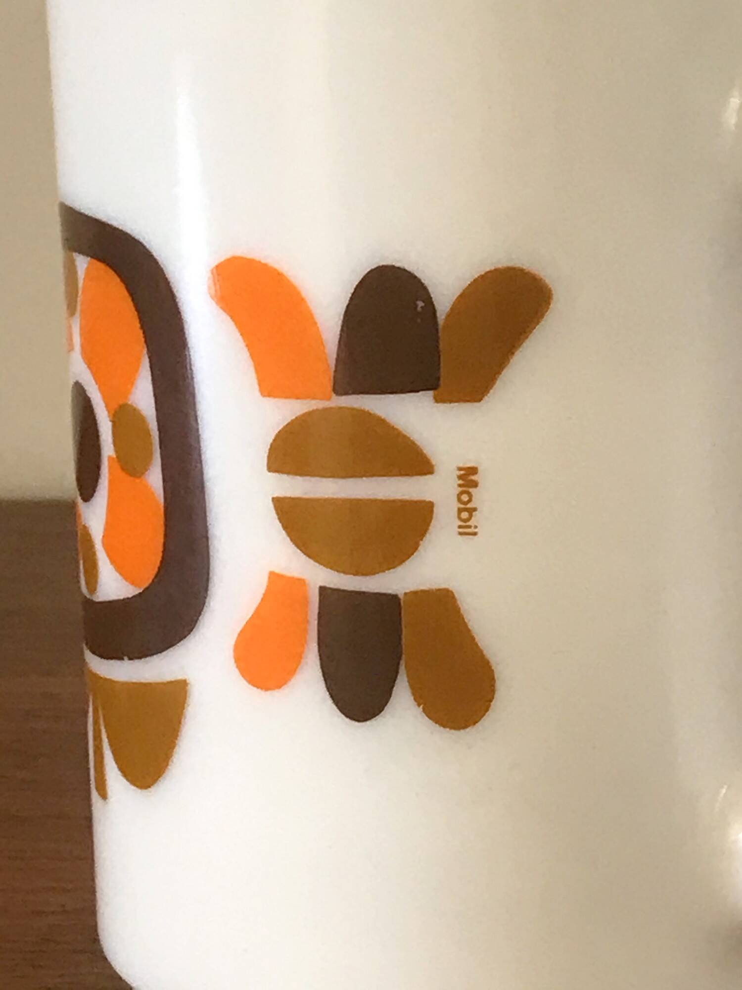 Mobil pitcher arcopal vintage 70s