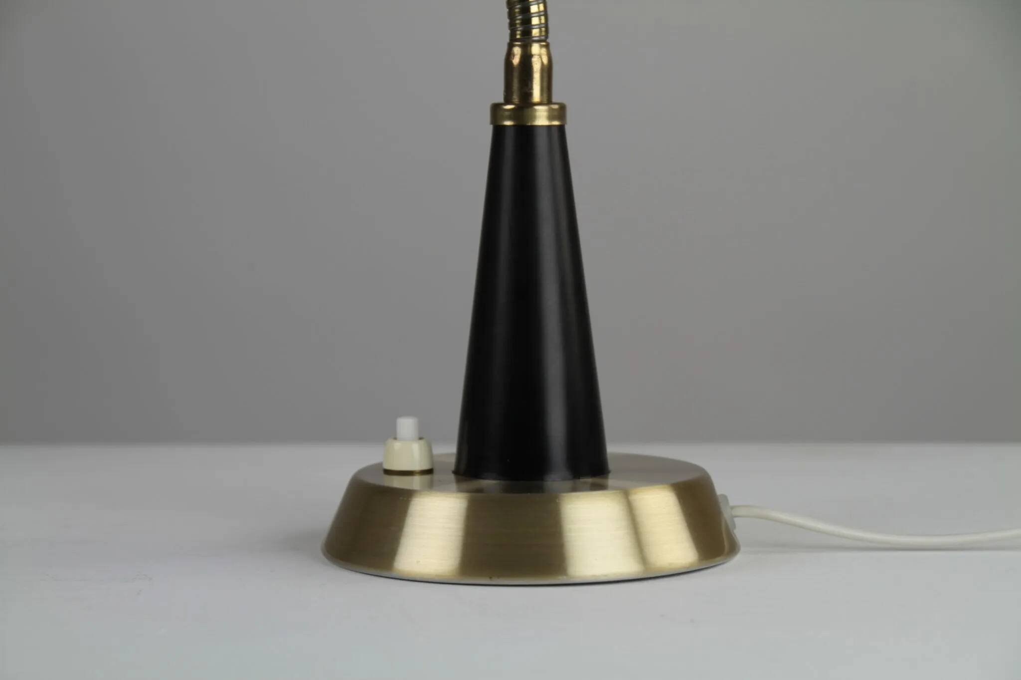 Table / Desk Lamp Model 600/5 by Gemi — Swedish Modernism in Black & Brass, 1960s