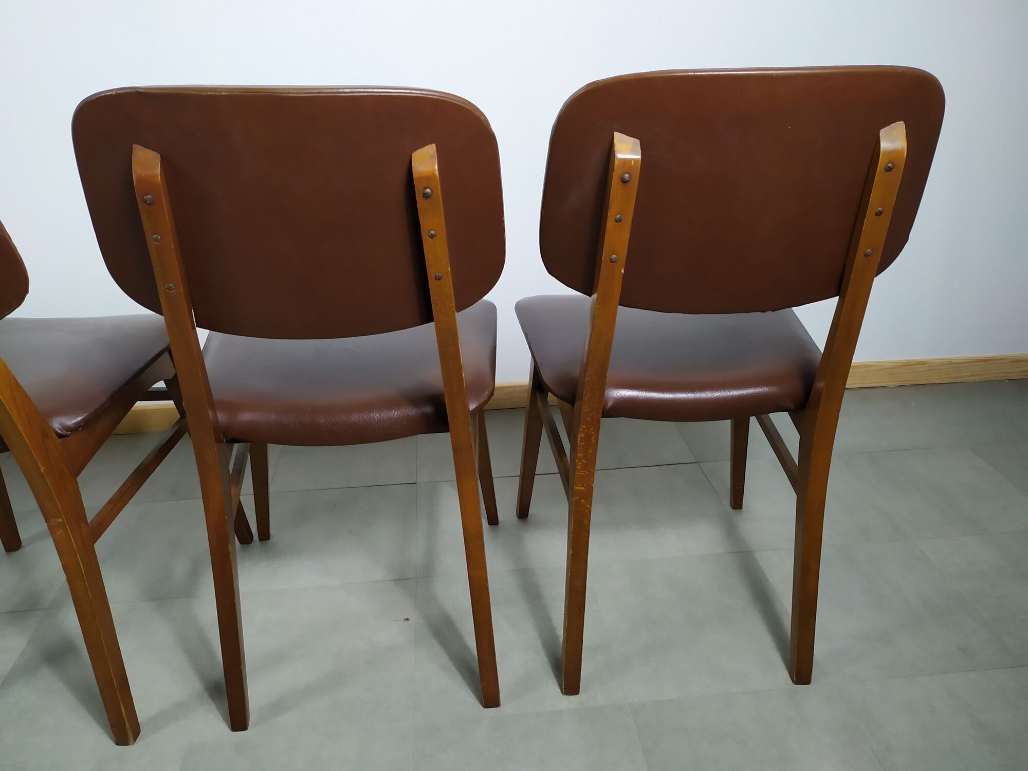 Suite de 6 chaise bois skaï marron brus vintage année 50 - 60