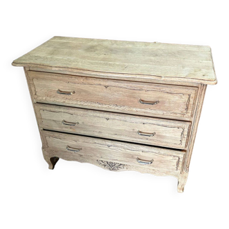 Stripped oak chest of drawers