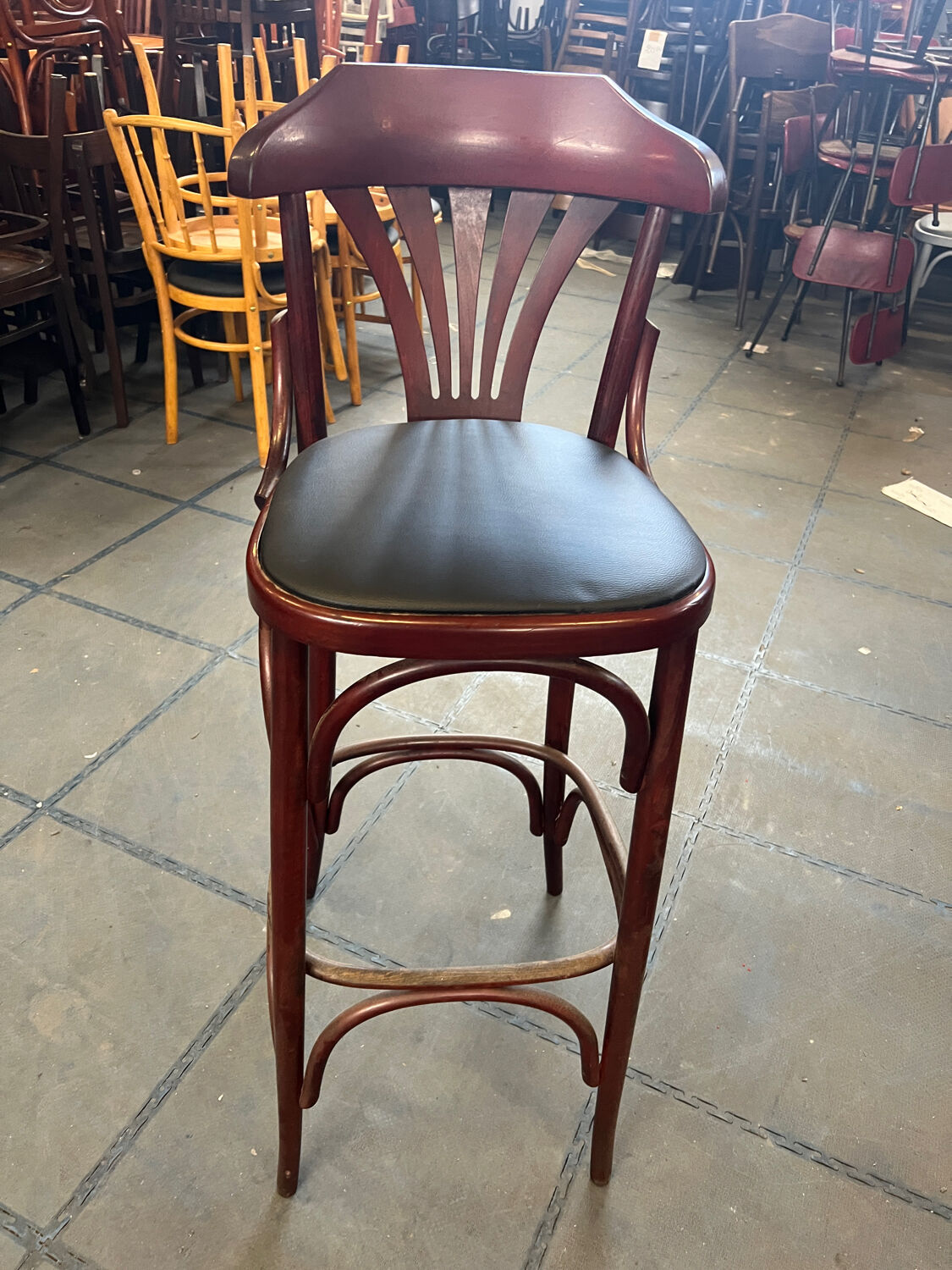 Bar stool