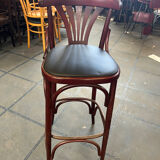 Bar stool