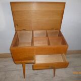 1950/1960 sewing basket