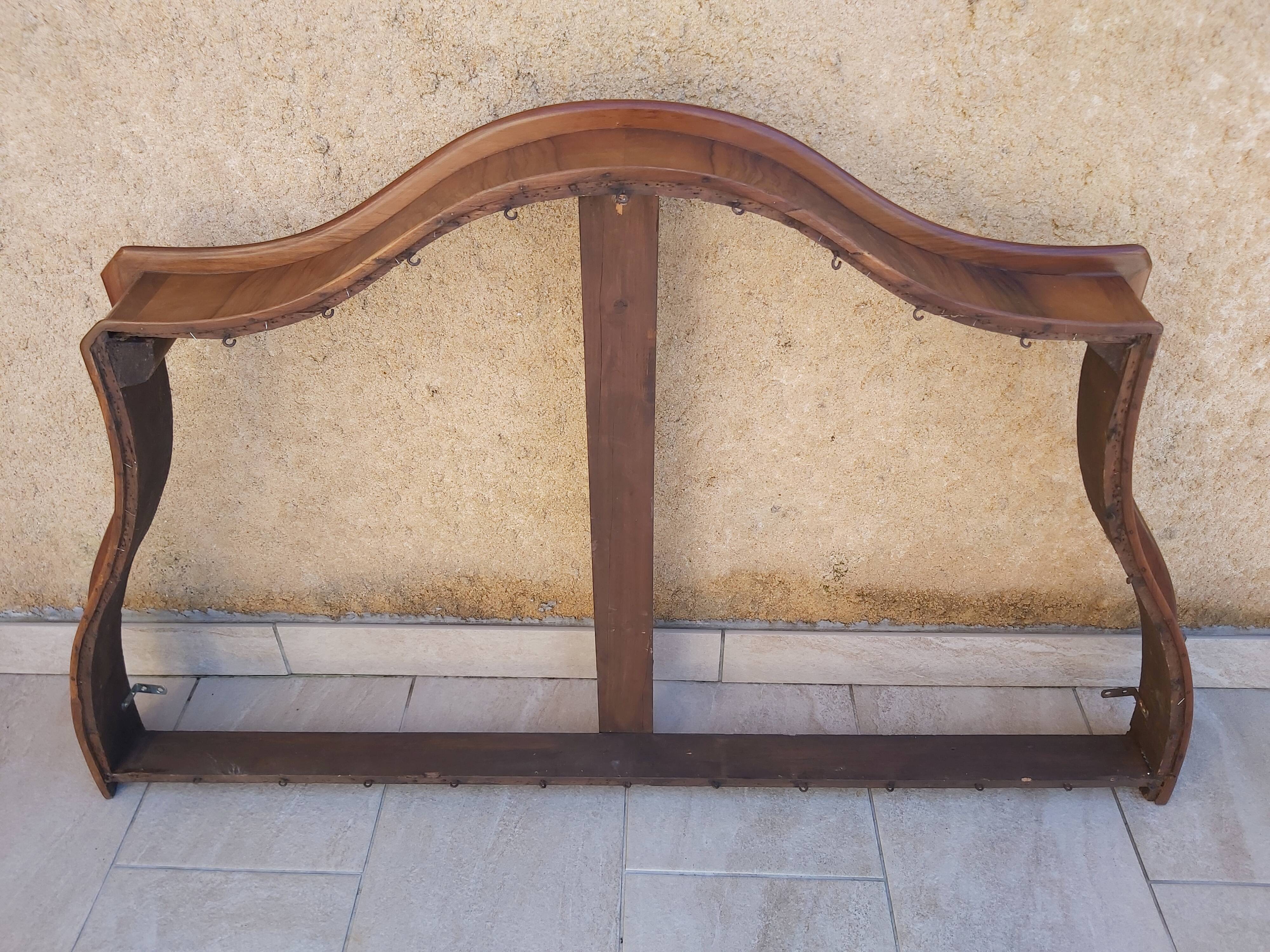 Louis Philippe bed sky in walnut