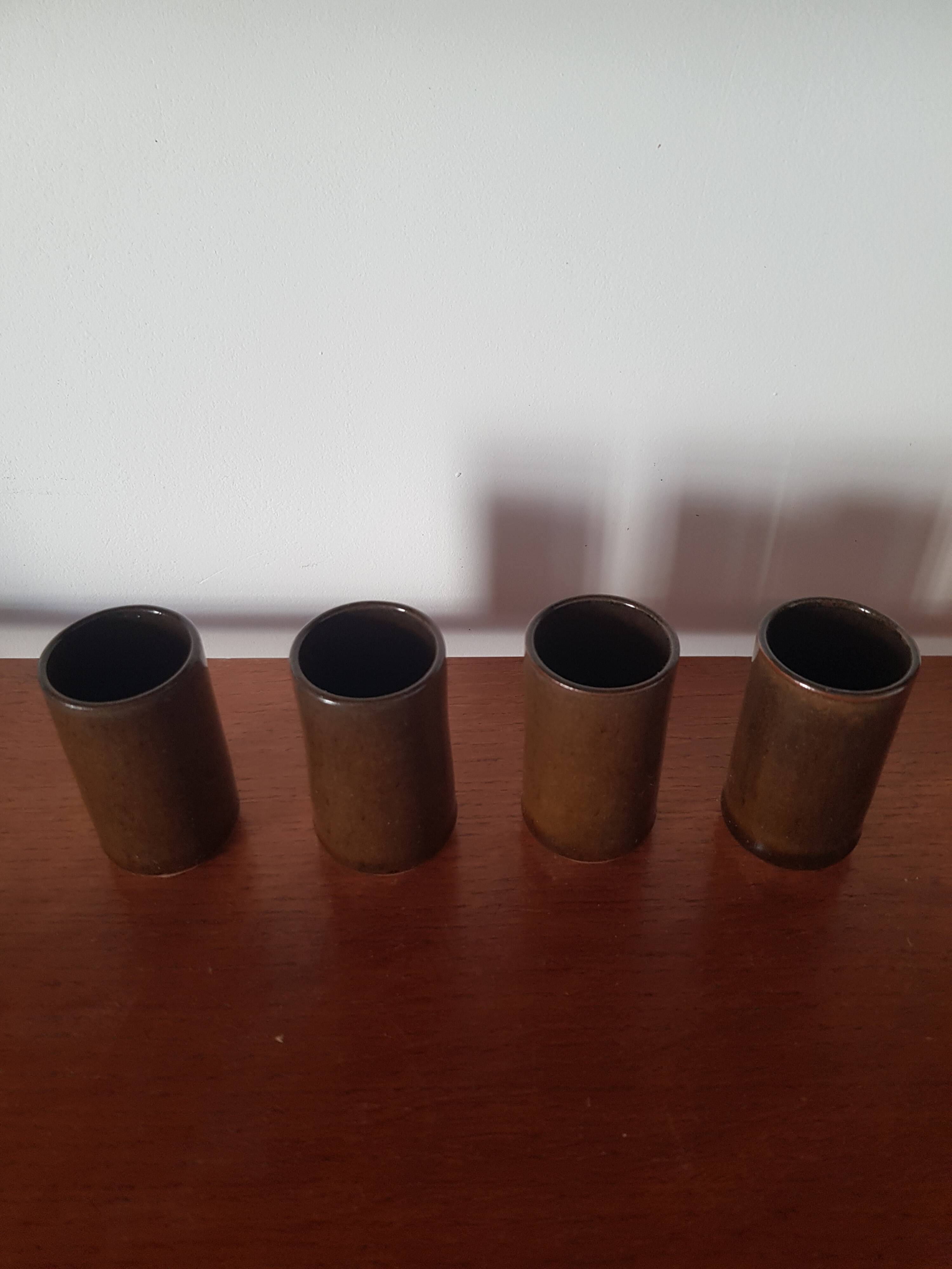 Set of 4 stoneware glasses