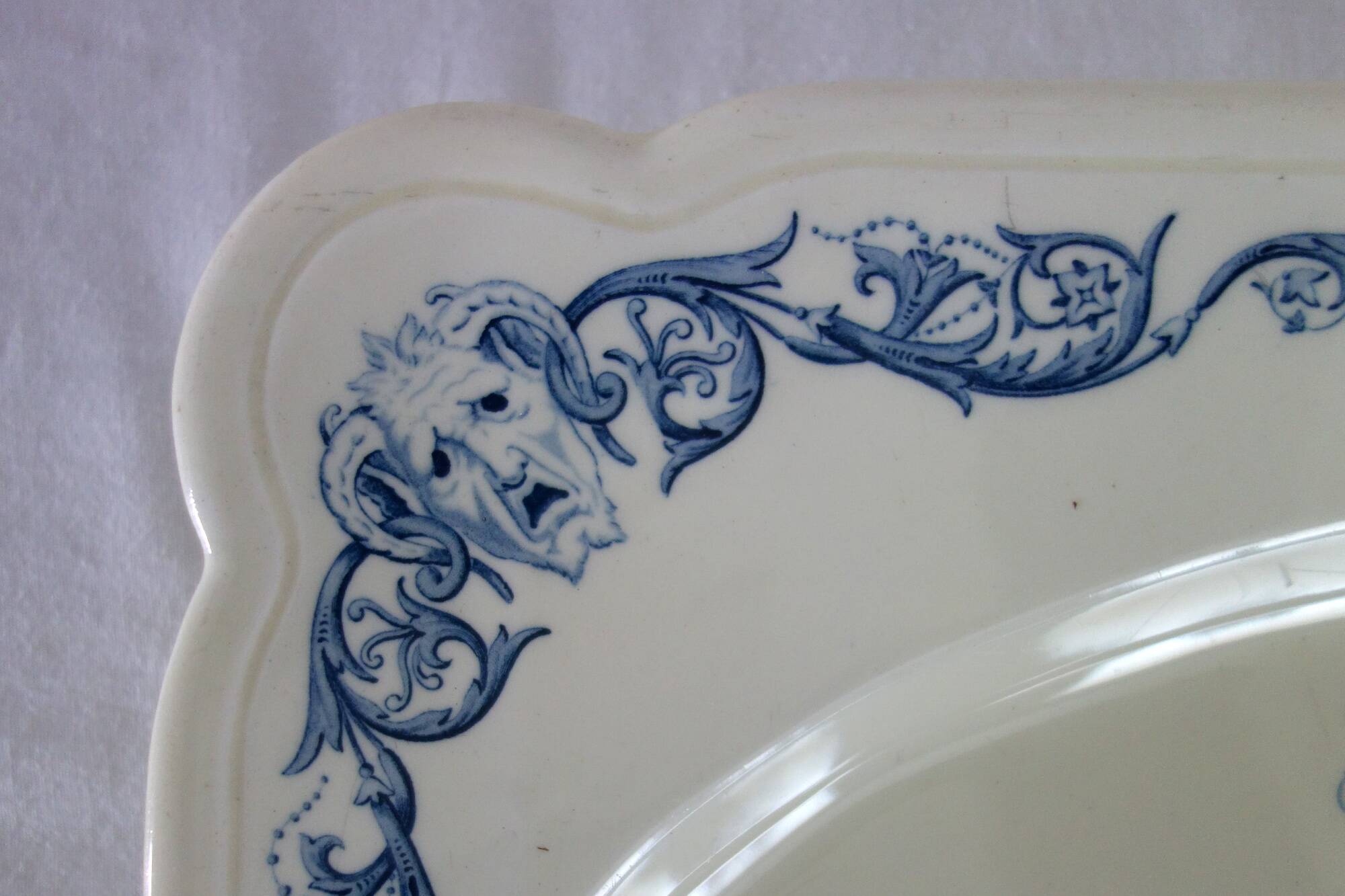 Large Terre de Fer Clairefontaine Renaissance 19th Century Platter