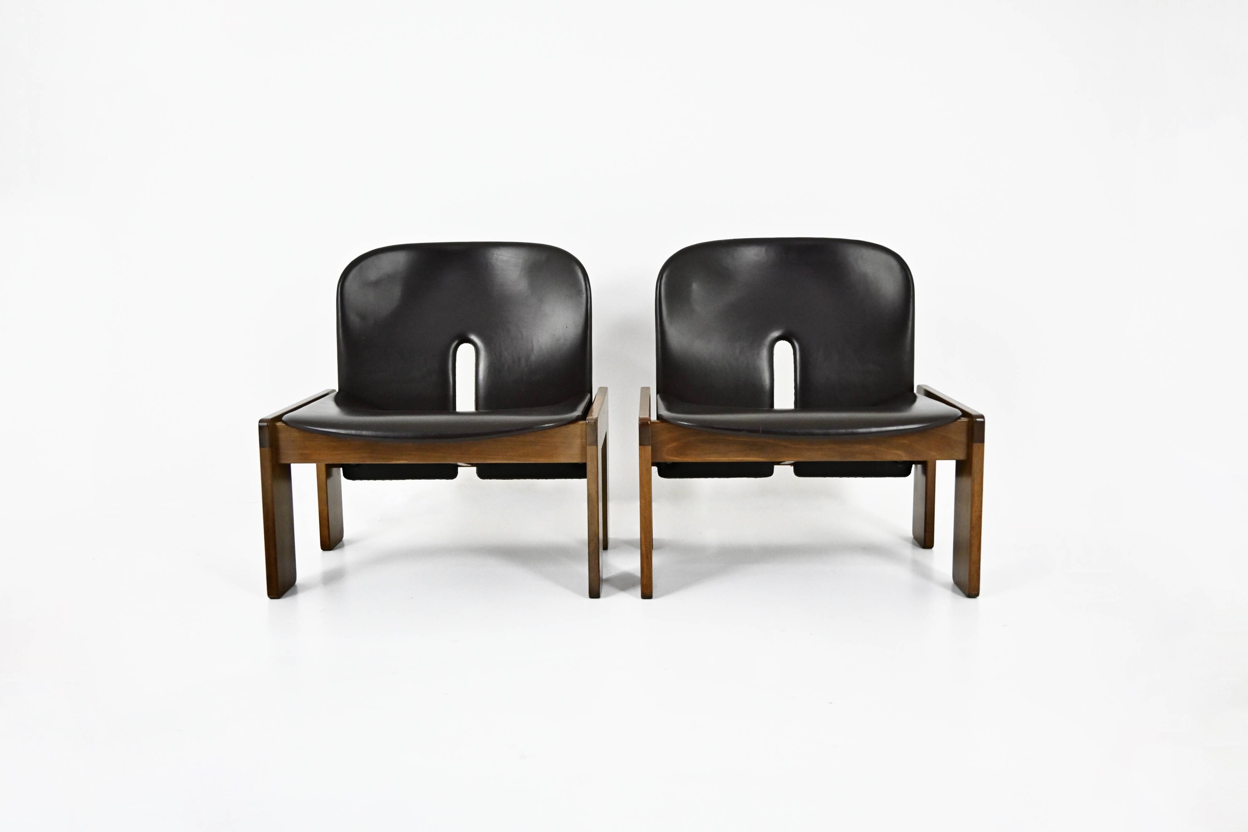 Set of 2 model 925 lounge chairs by Afra & Tobia Scarpa for Cass