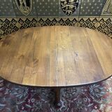 Rustic oval Louis XIII oak farm table