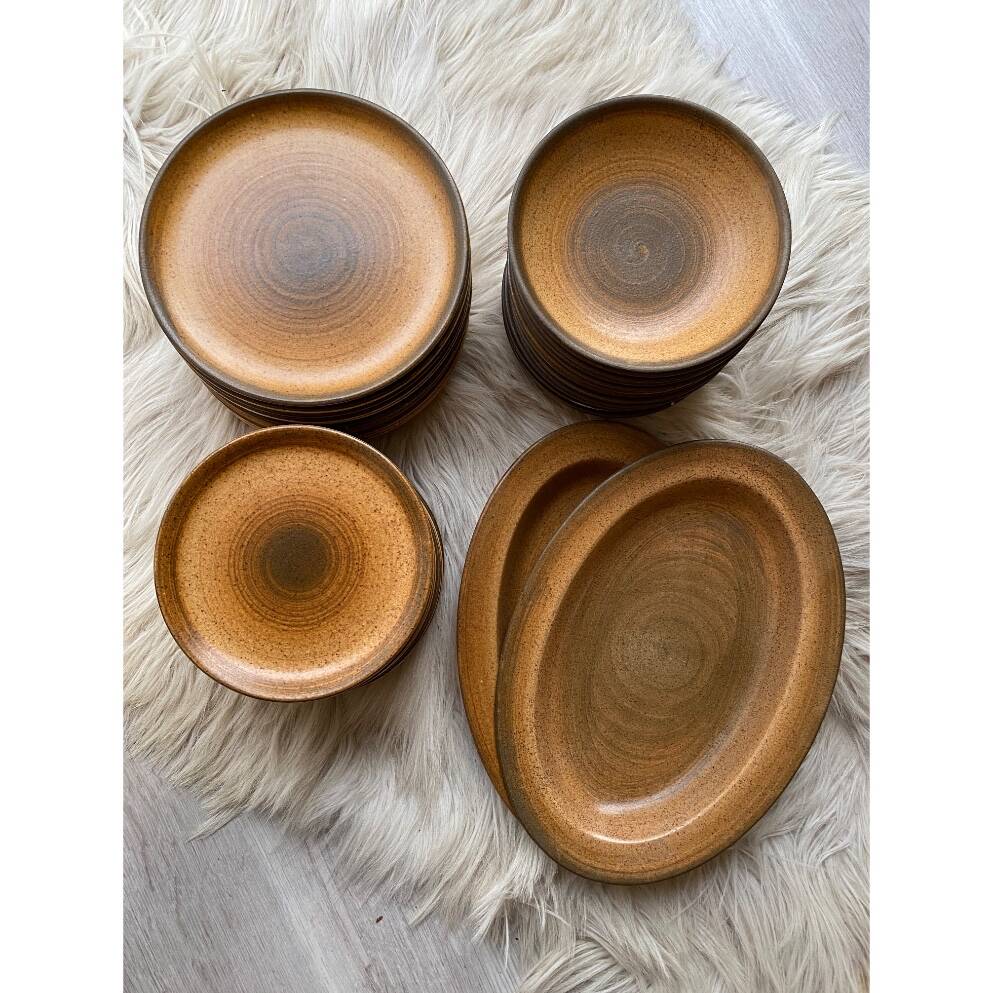 Longchamps stoneware dinner service