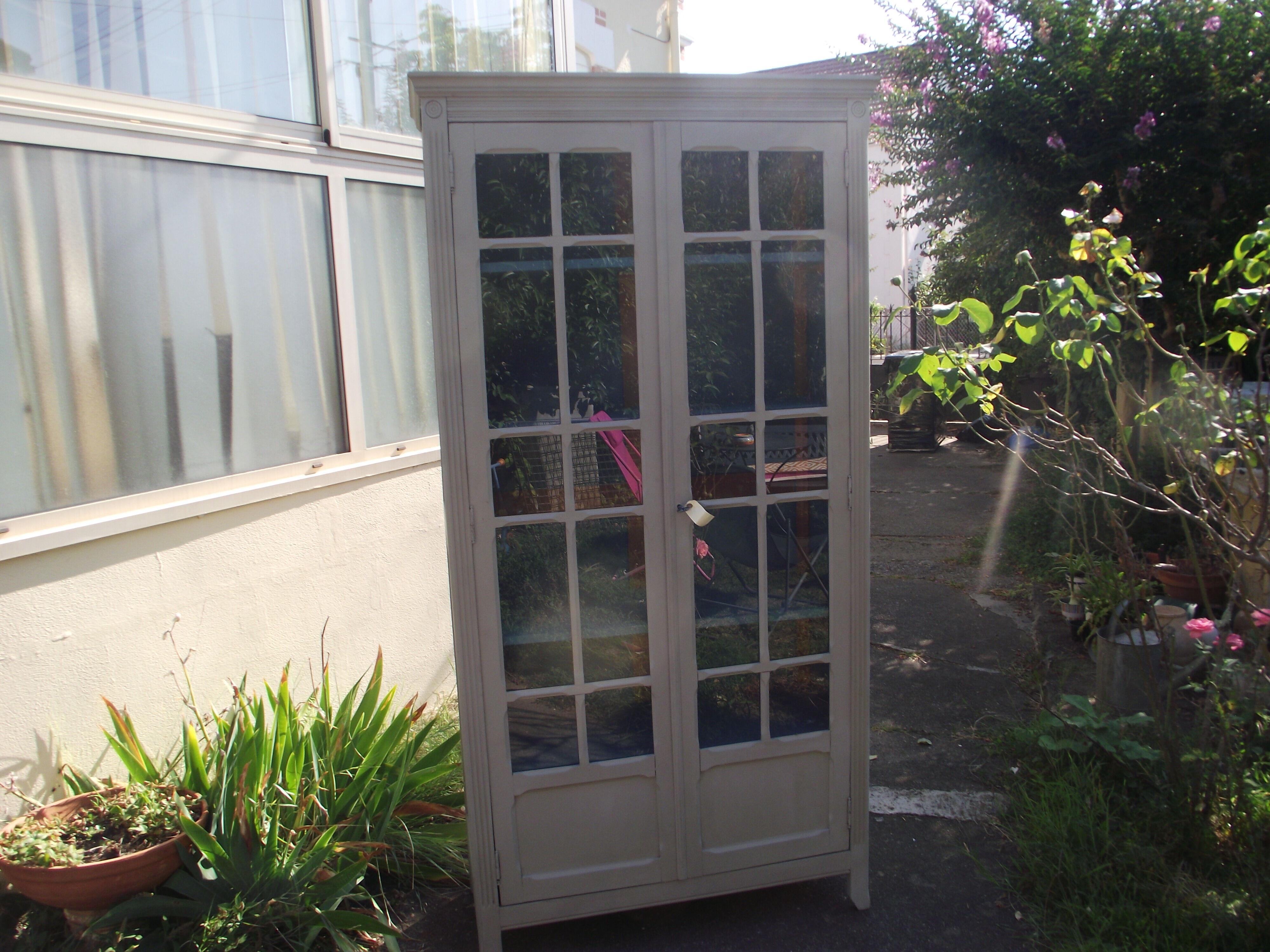 Parisian glazed wardrobe.