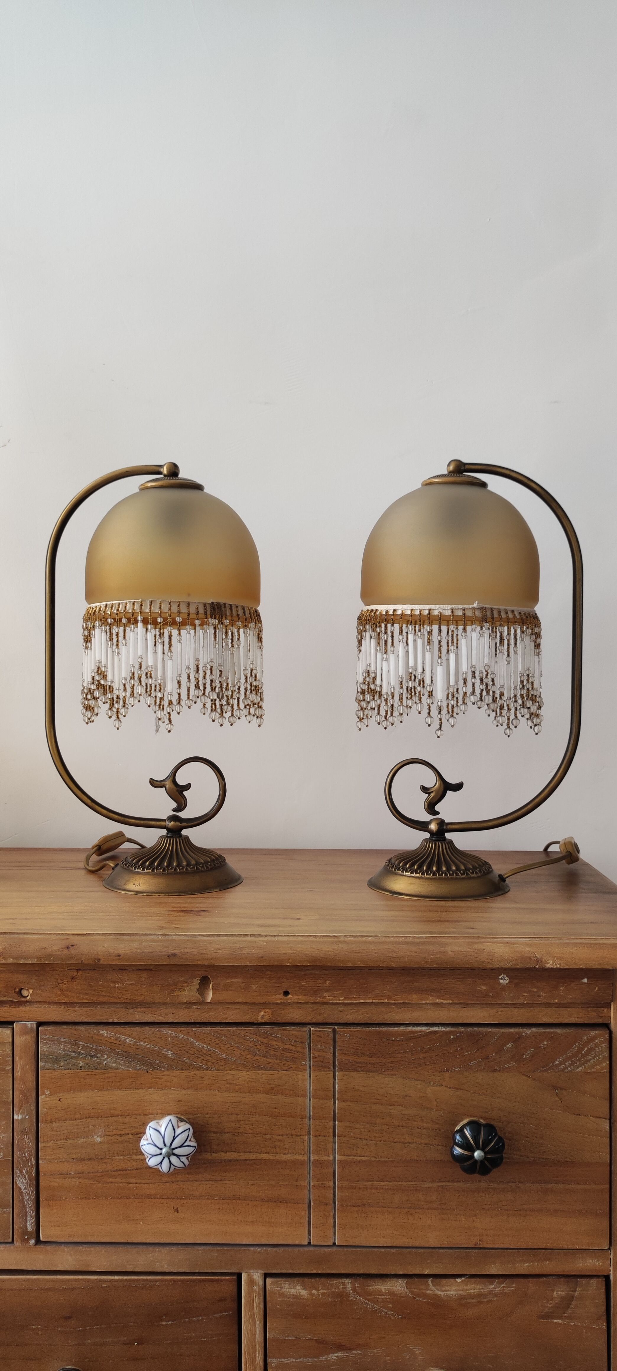 Pair of bedside lamps with grapevines