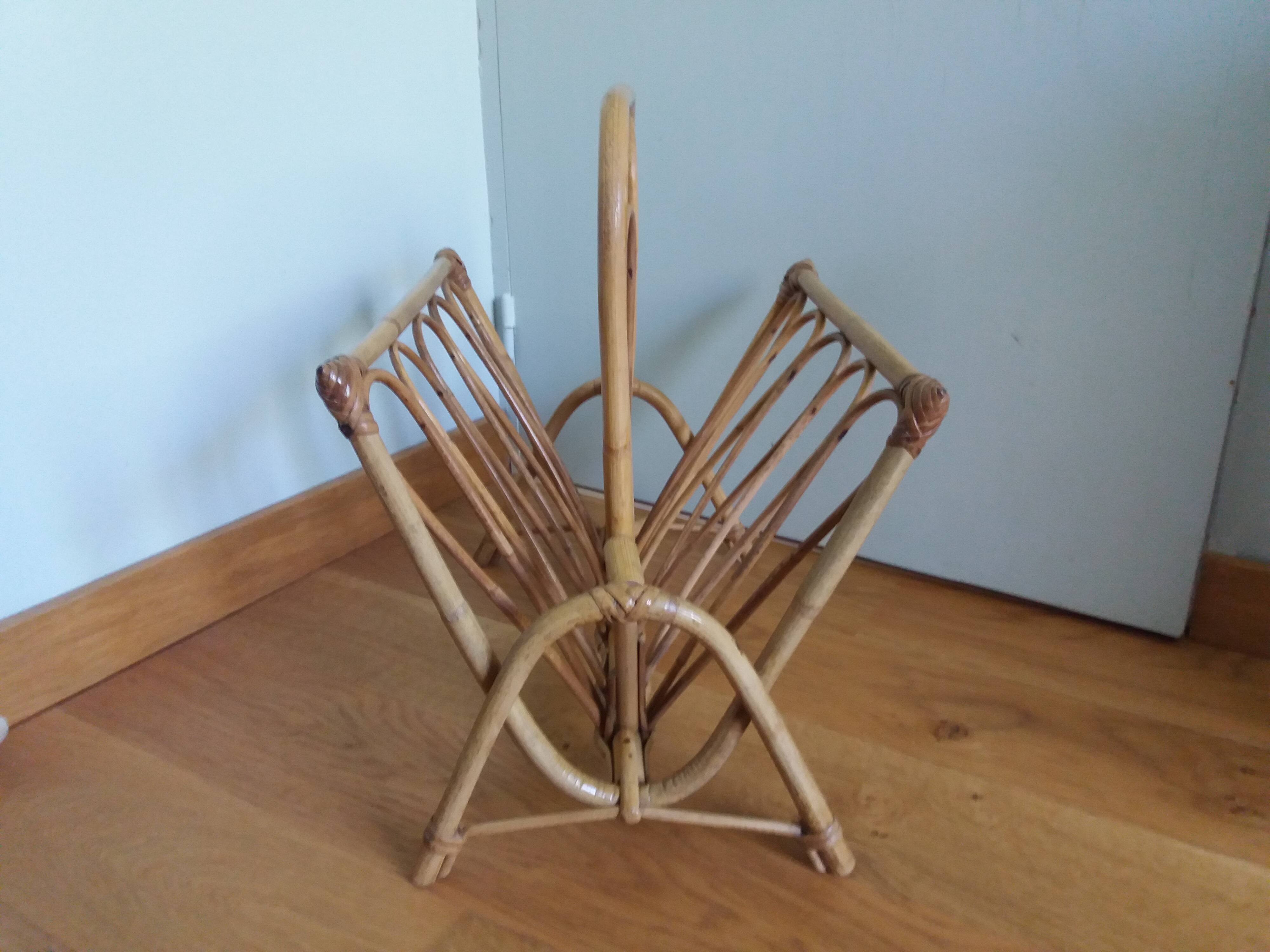 Wicker magazine rack