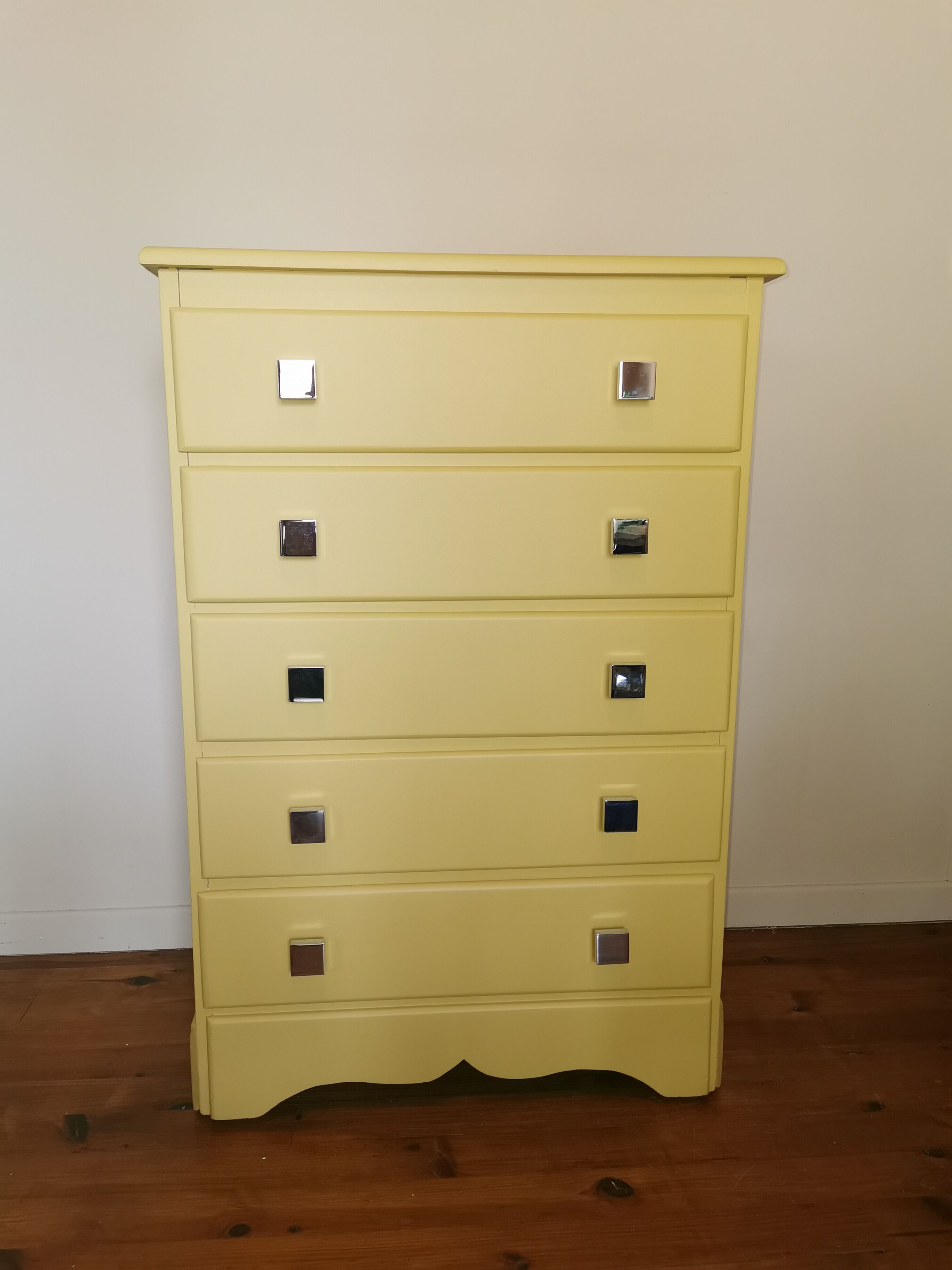 Vintage chiffonnier restyled mustard yellow, 5 drawers