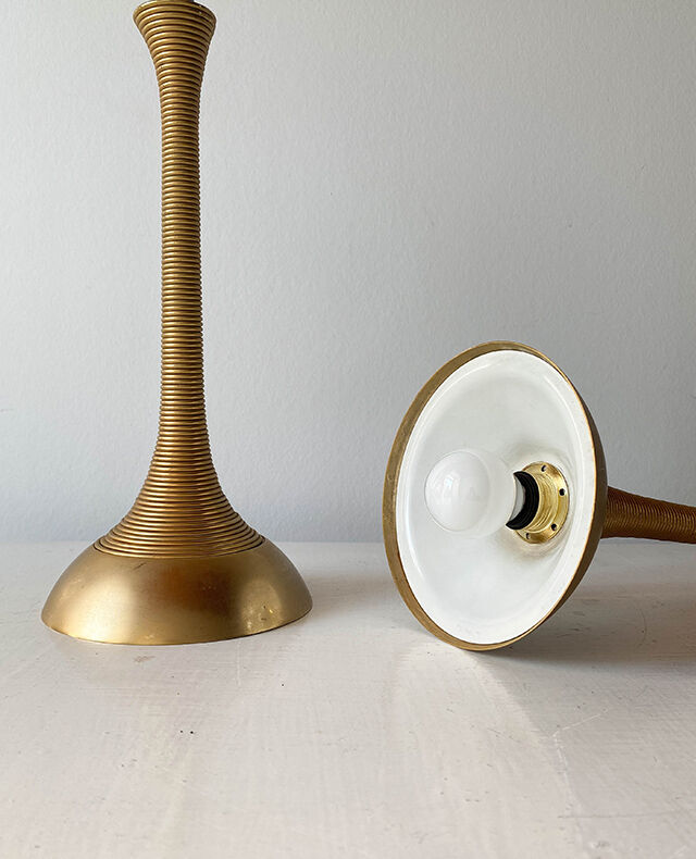 Golden spiral suspension