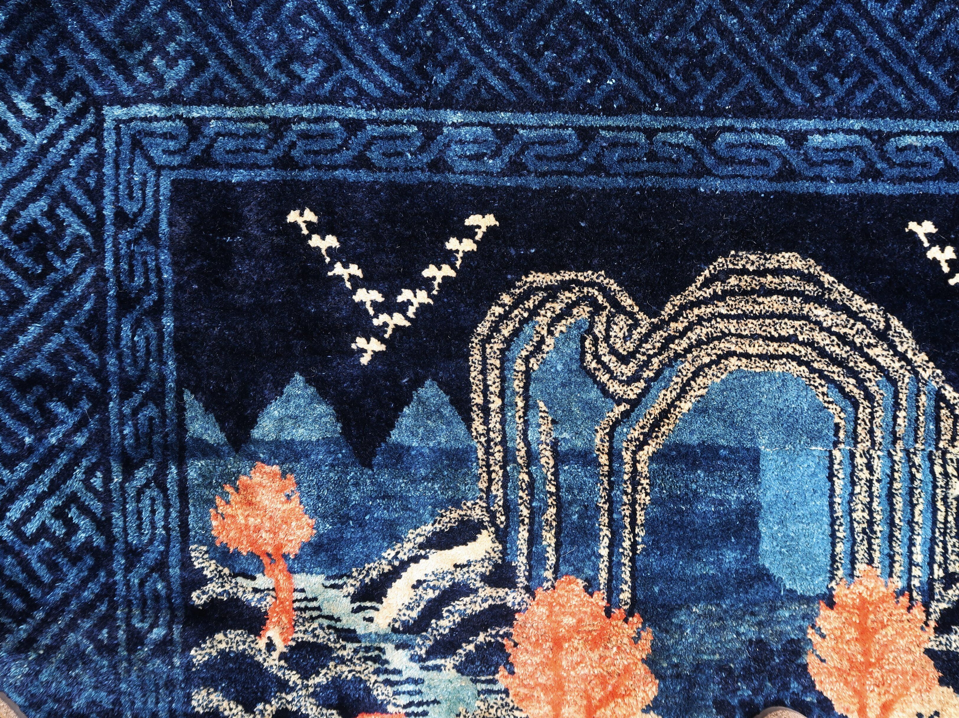 Chinese rug 1900 169 X 120 cm